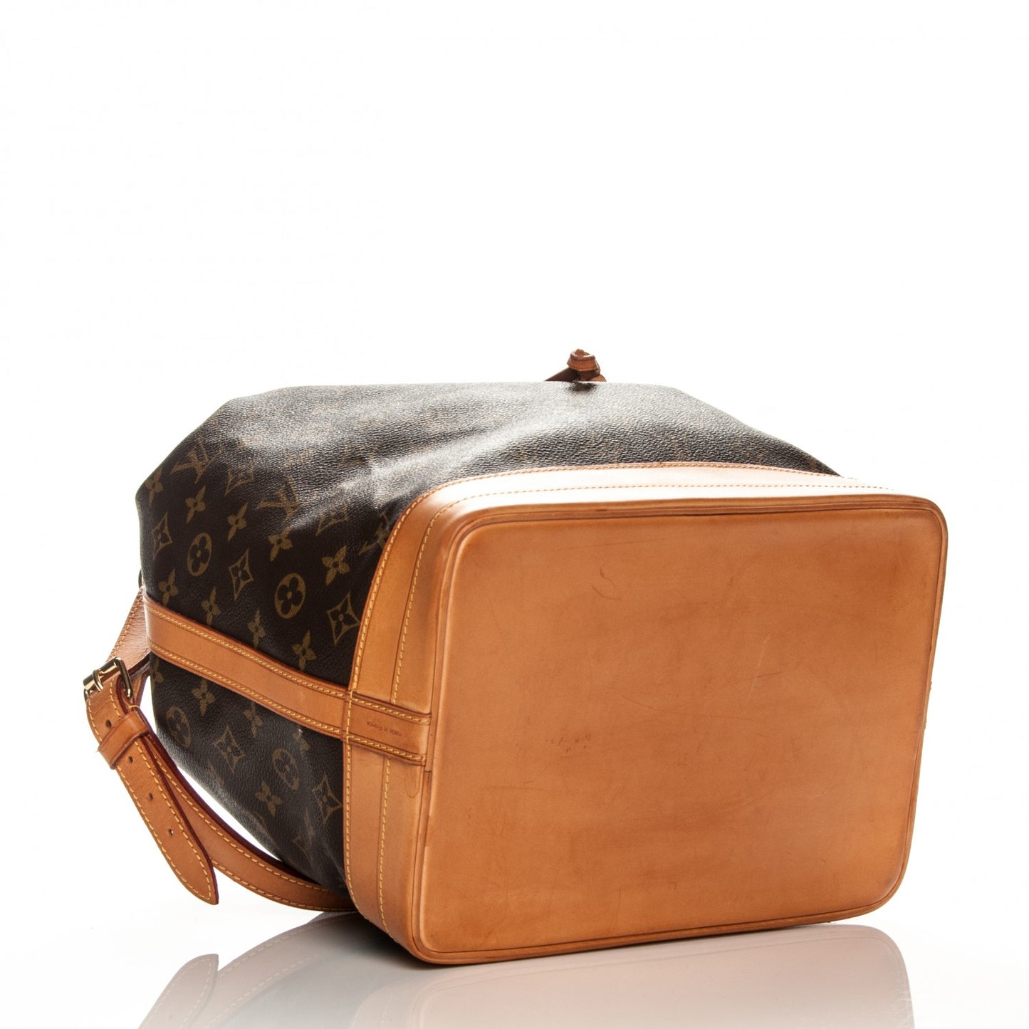 Monogram Noe
