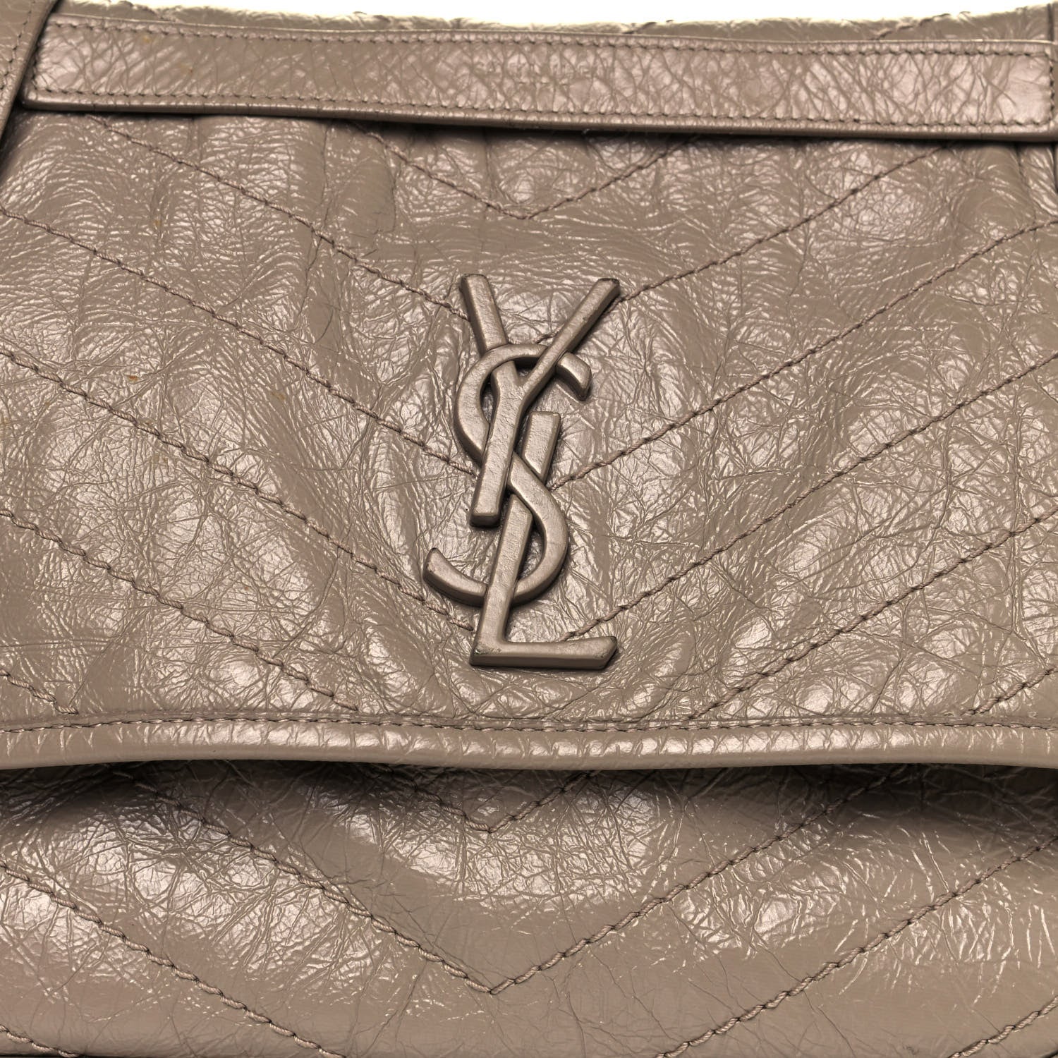 Saint Laurent Crinkled Calfskin Matelasse Monogram Medium Niki Chain Satchel 8 of 13