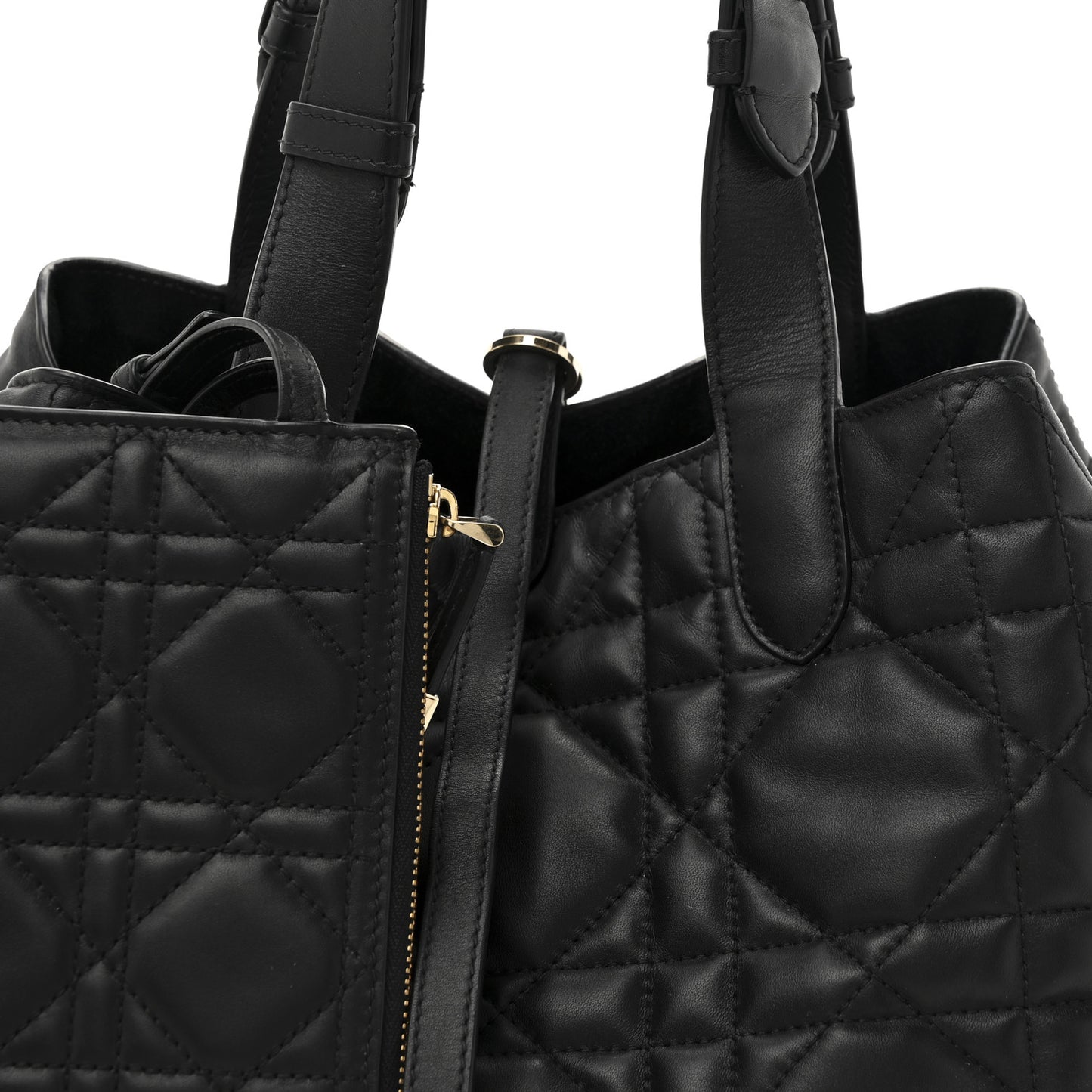 Calfskin Macrocannage Medium Toujours Black