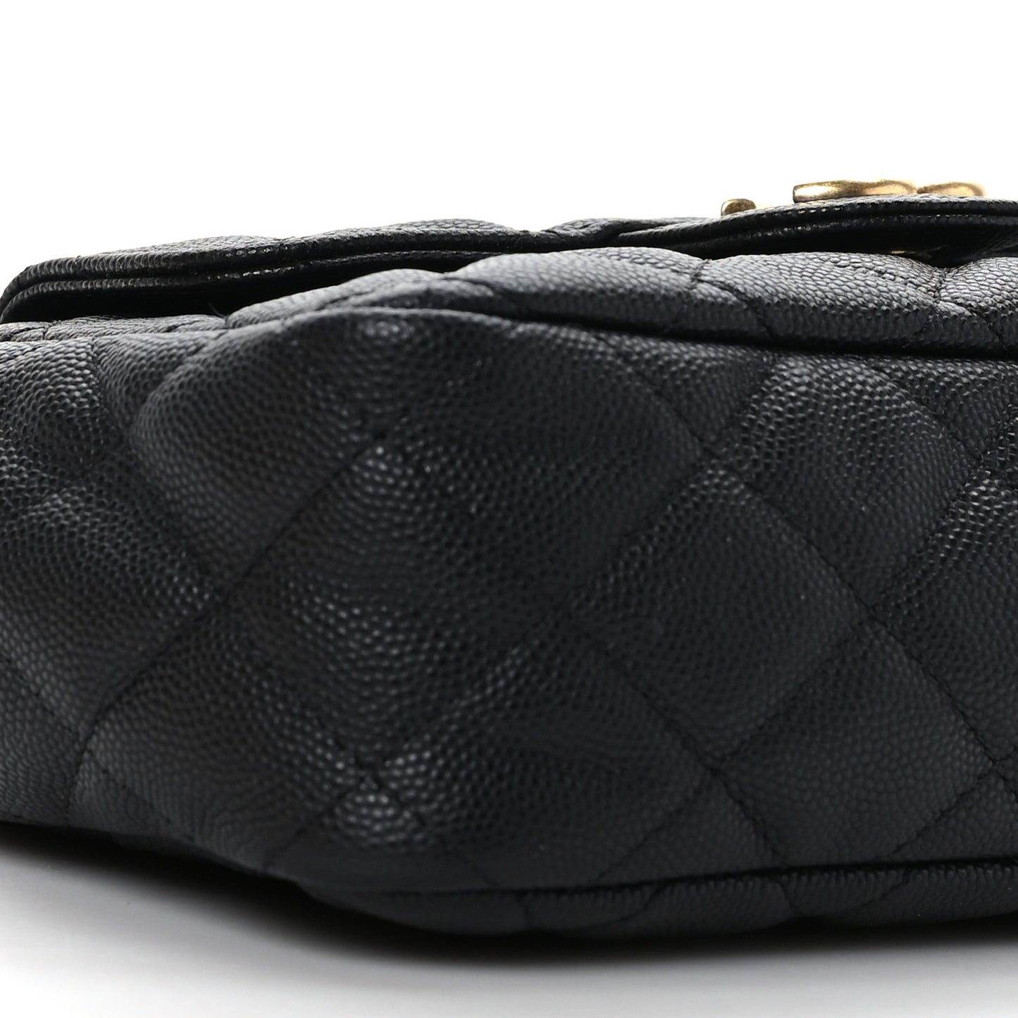 Caviar Quilted Small Wavy CC Hobo Black