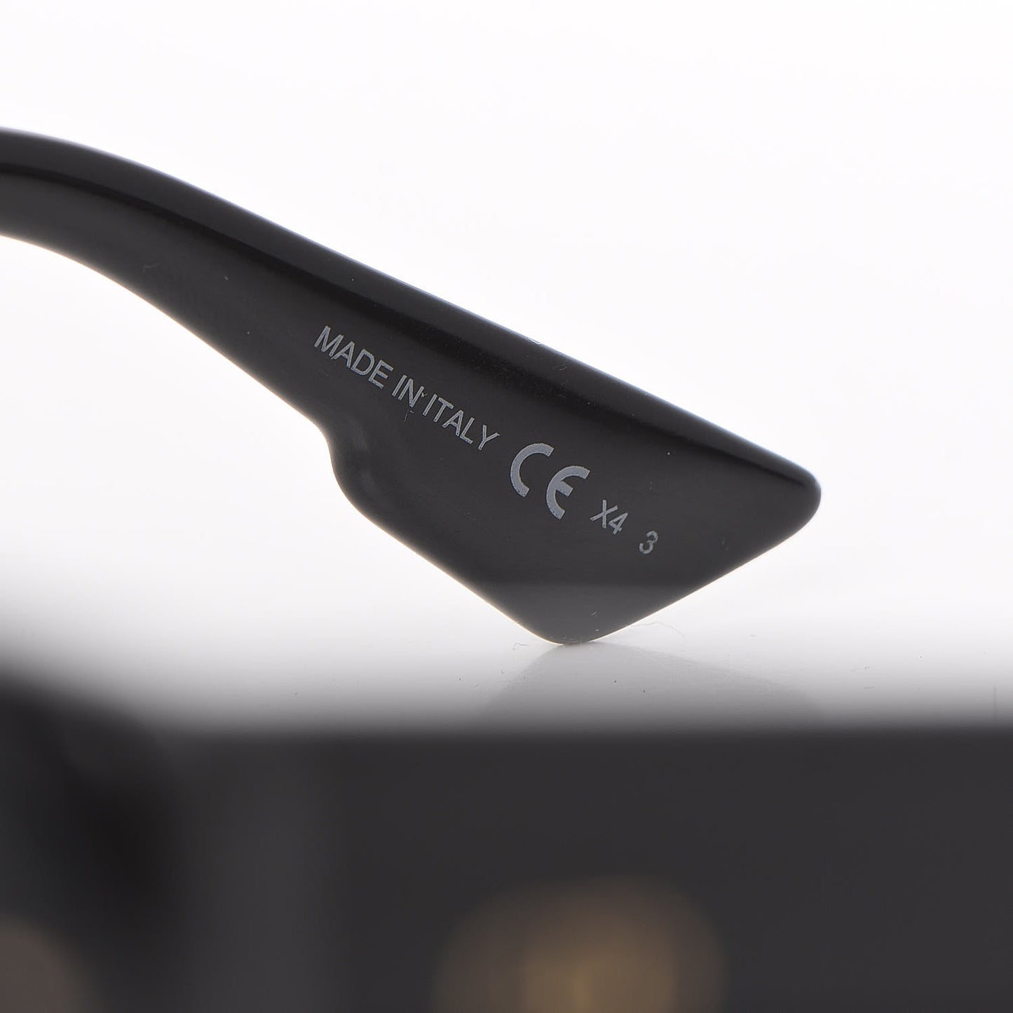 Club 2 Sunglasses Black