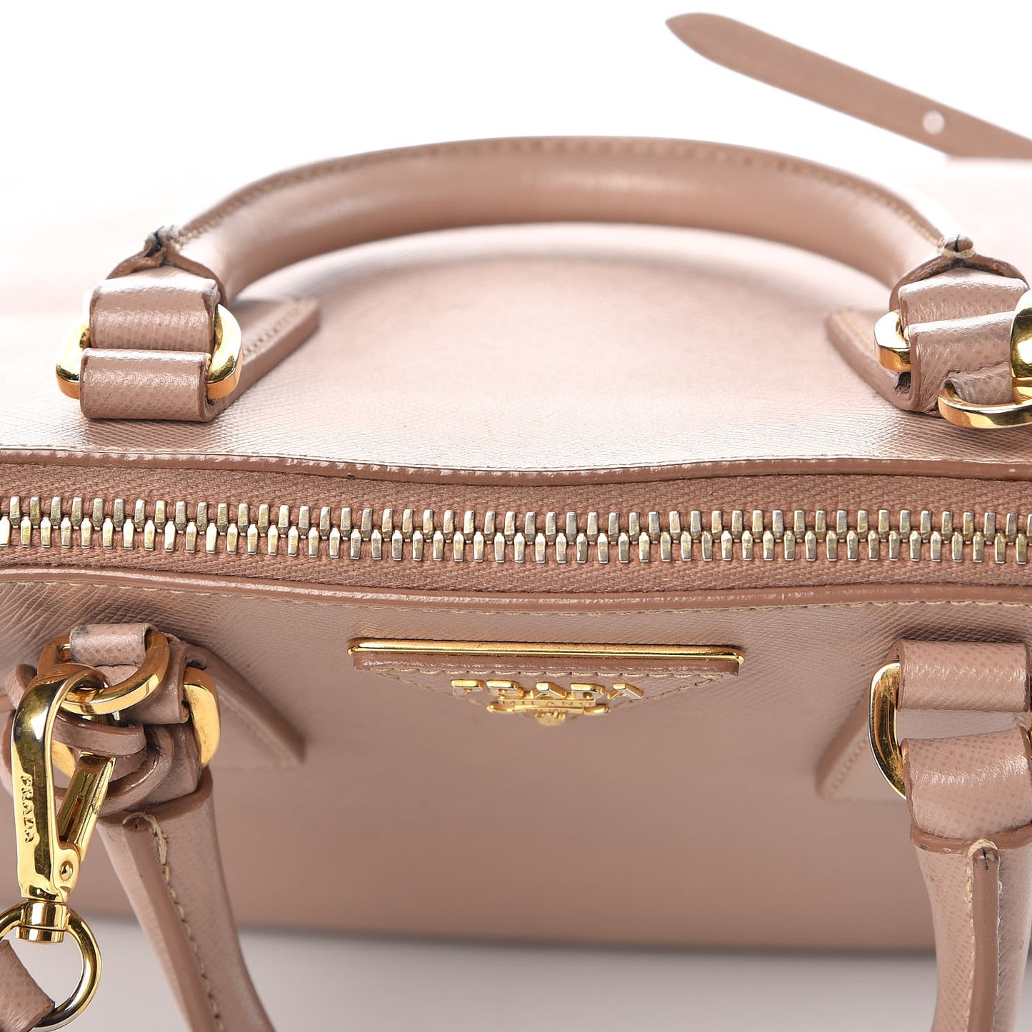 Saffiano Lux Small Promenade Tote Cammeo