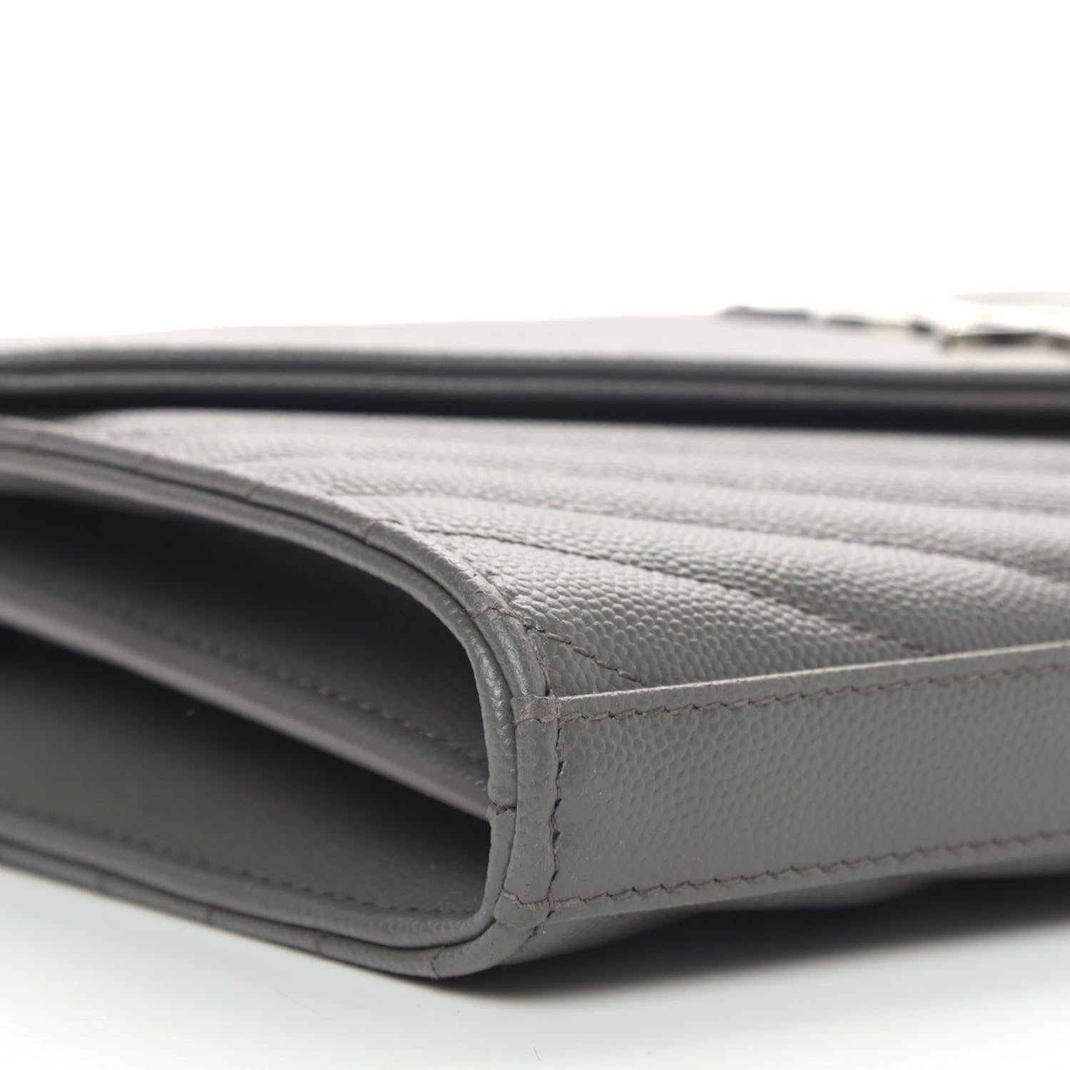 Saint Laurent Grain De Poudre Matelasse Chevron Monogram Chain Wallet Earth 8 of 9