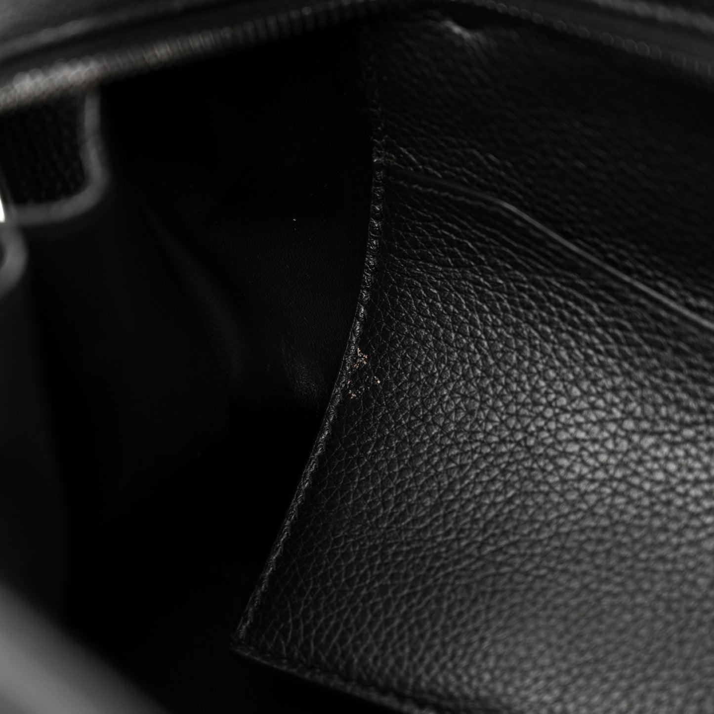 Grained Calfskin Black Hardware Neo Classic City Black