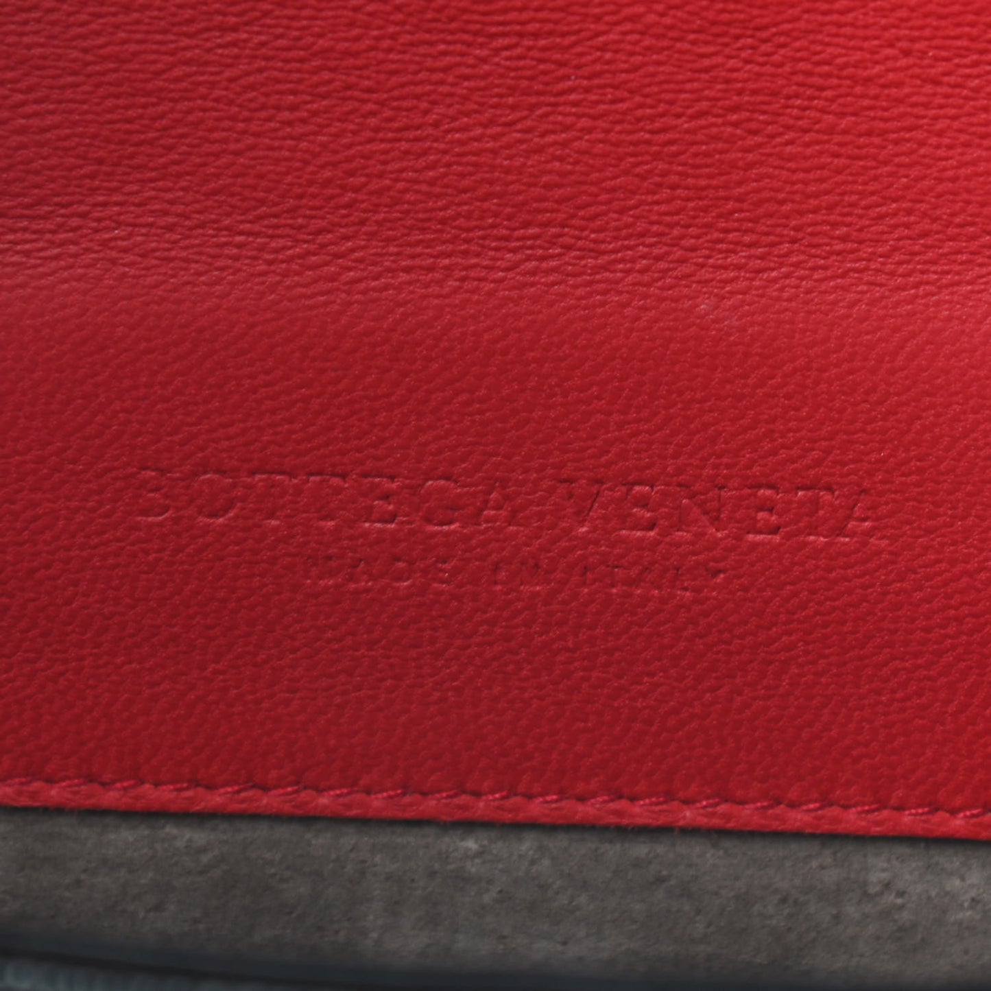 Nappa Intrecciato Glass Shoulder Bag Red Black