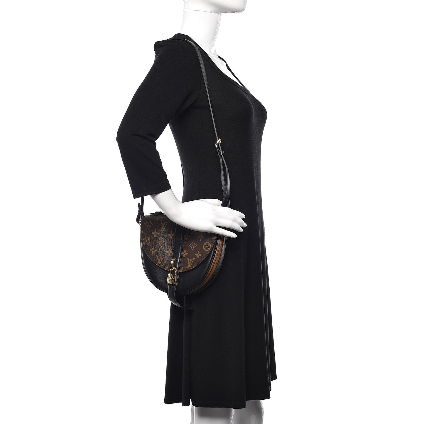 Reverse Monogram Chantilly Lock Black