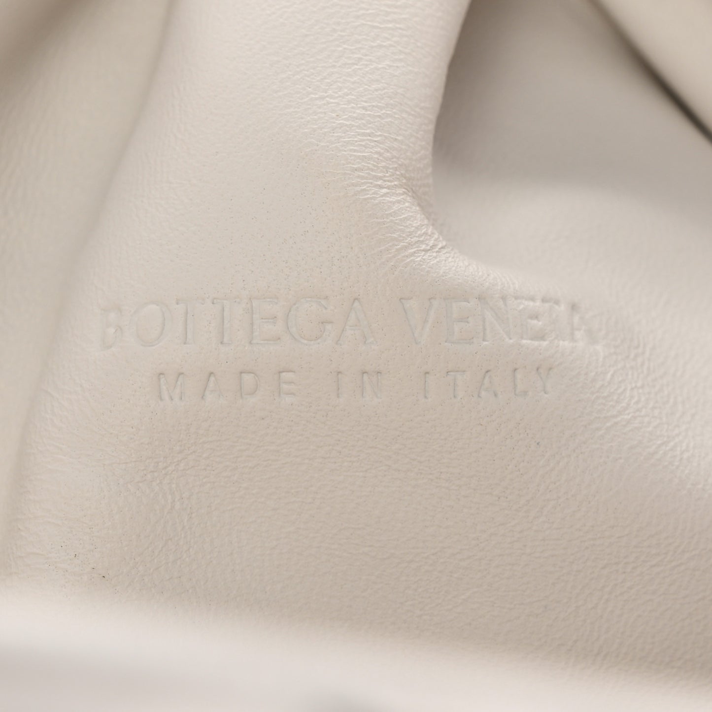 Nappa Maxi Intreccio The Pouch Oversized Clutch Plaster