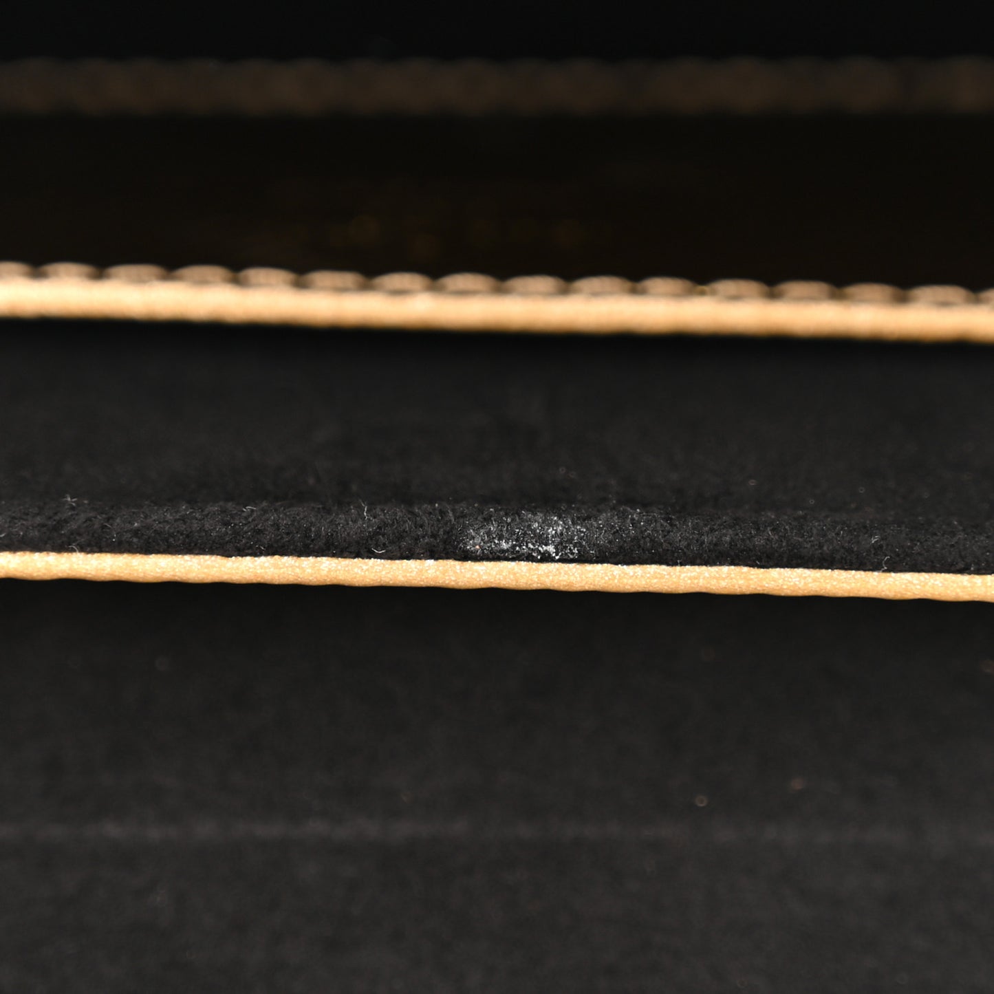 Epi Twist Shoulder Bag Mini Gold