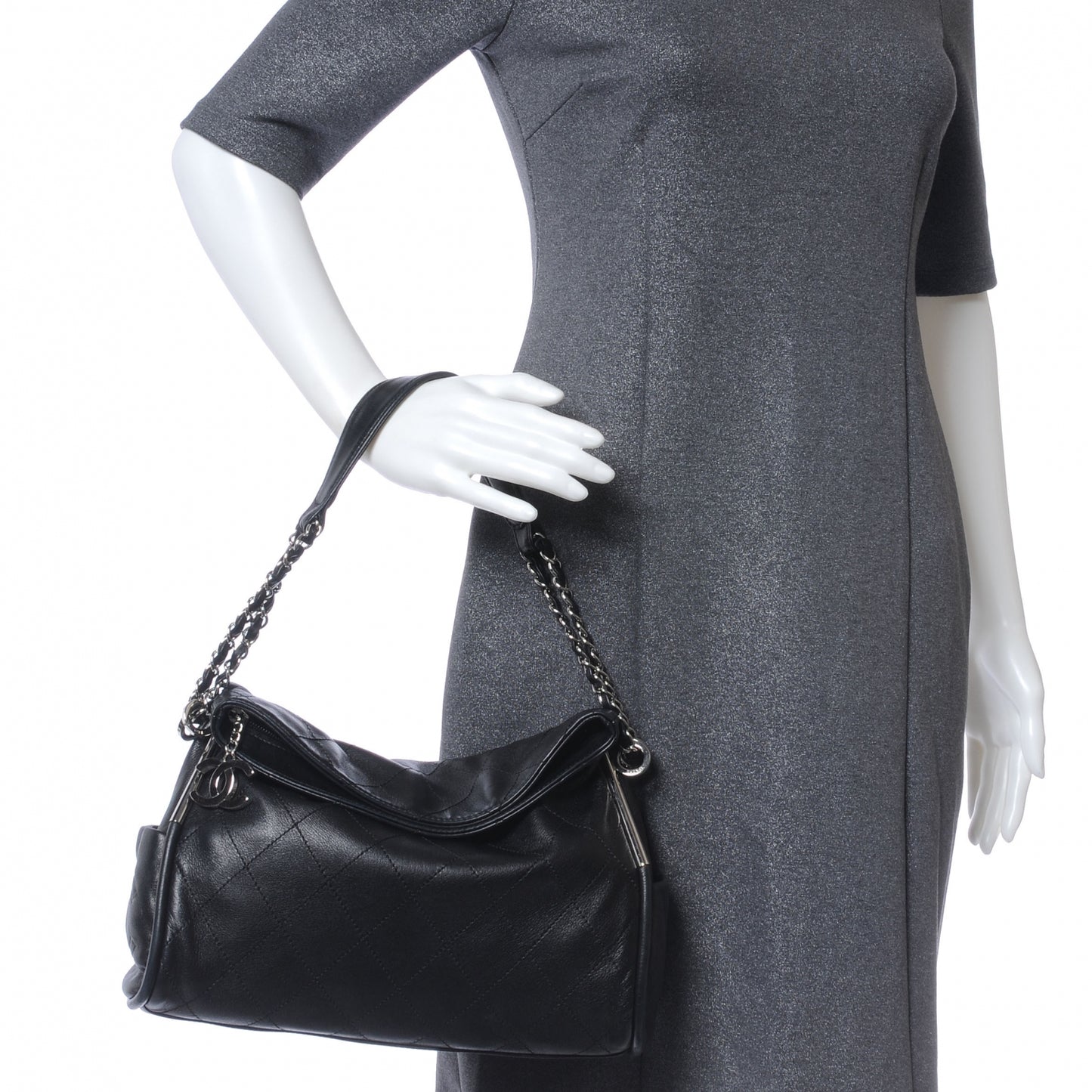 Lambskin Medium Ultimate Soft Tote Black