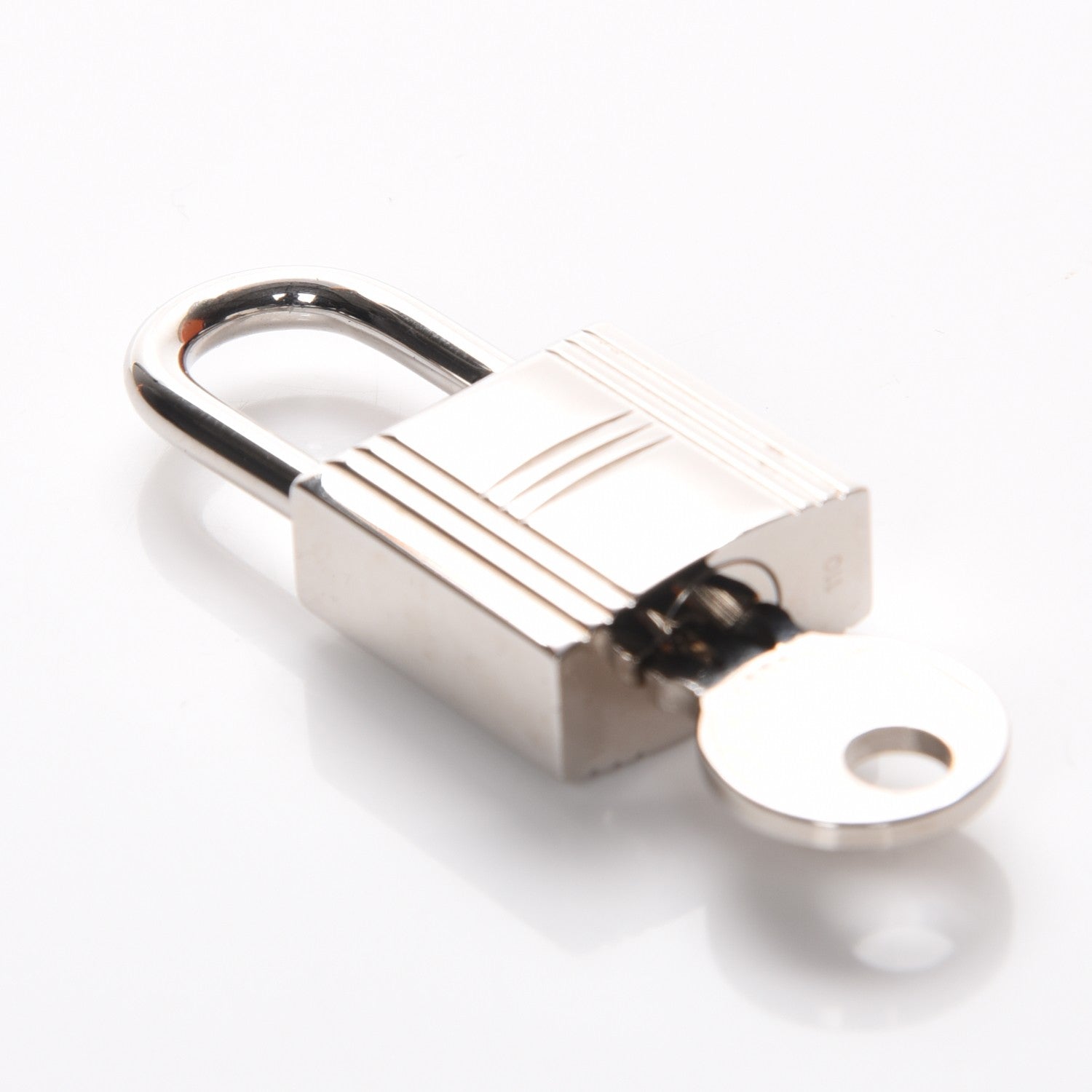 Hermes Taurillon Clemence Picotin Lock 18 PM Black 7 of 10