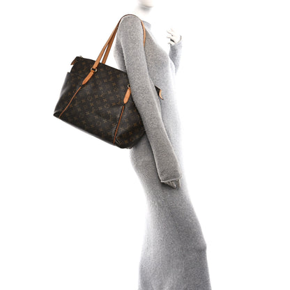 Louis Vuitton Monogram Totally MM 2 of 12