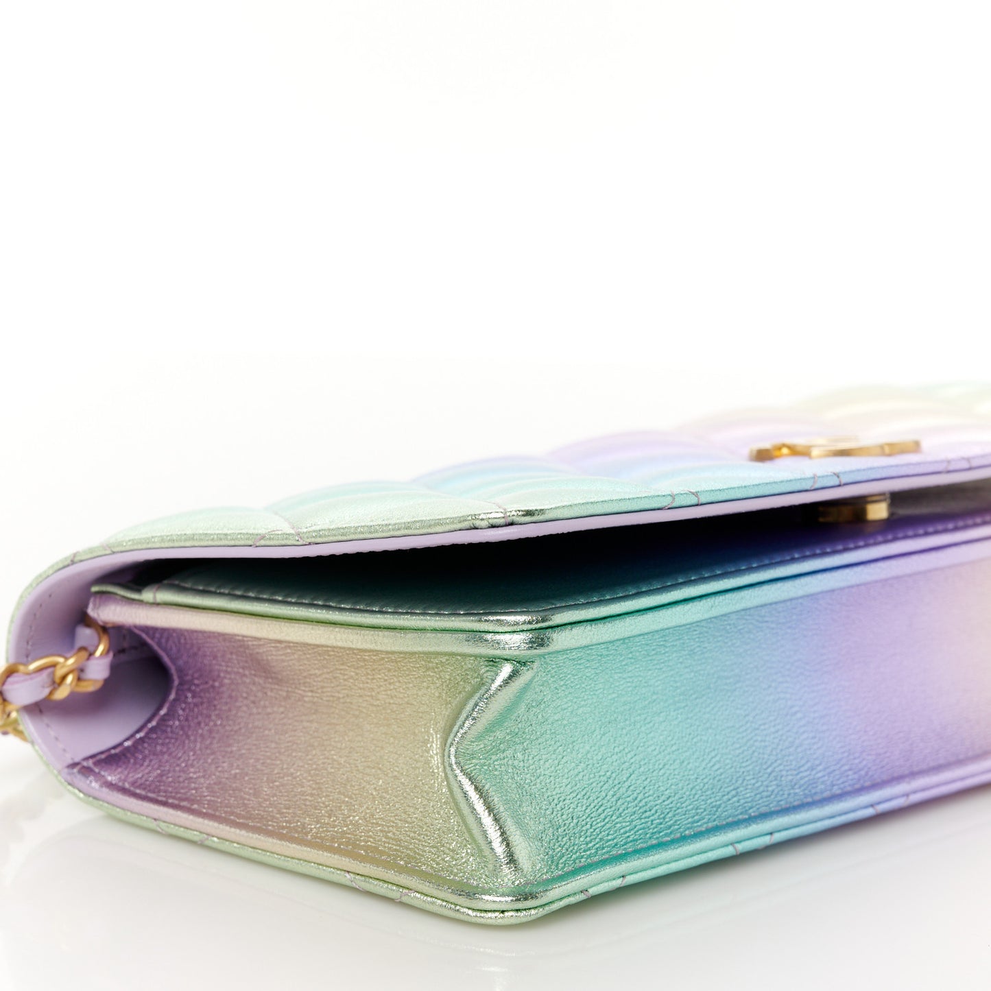 Iridescent Lambskin CC Roller Skate Clutch With Chain Multicolor