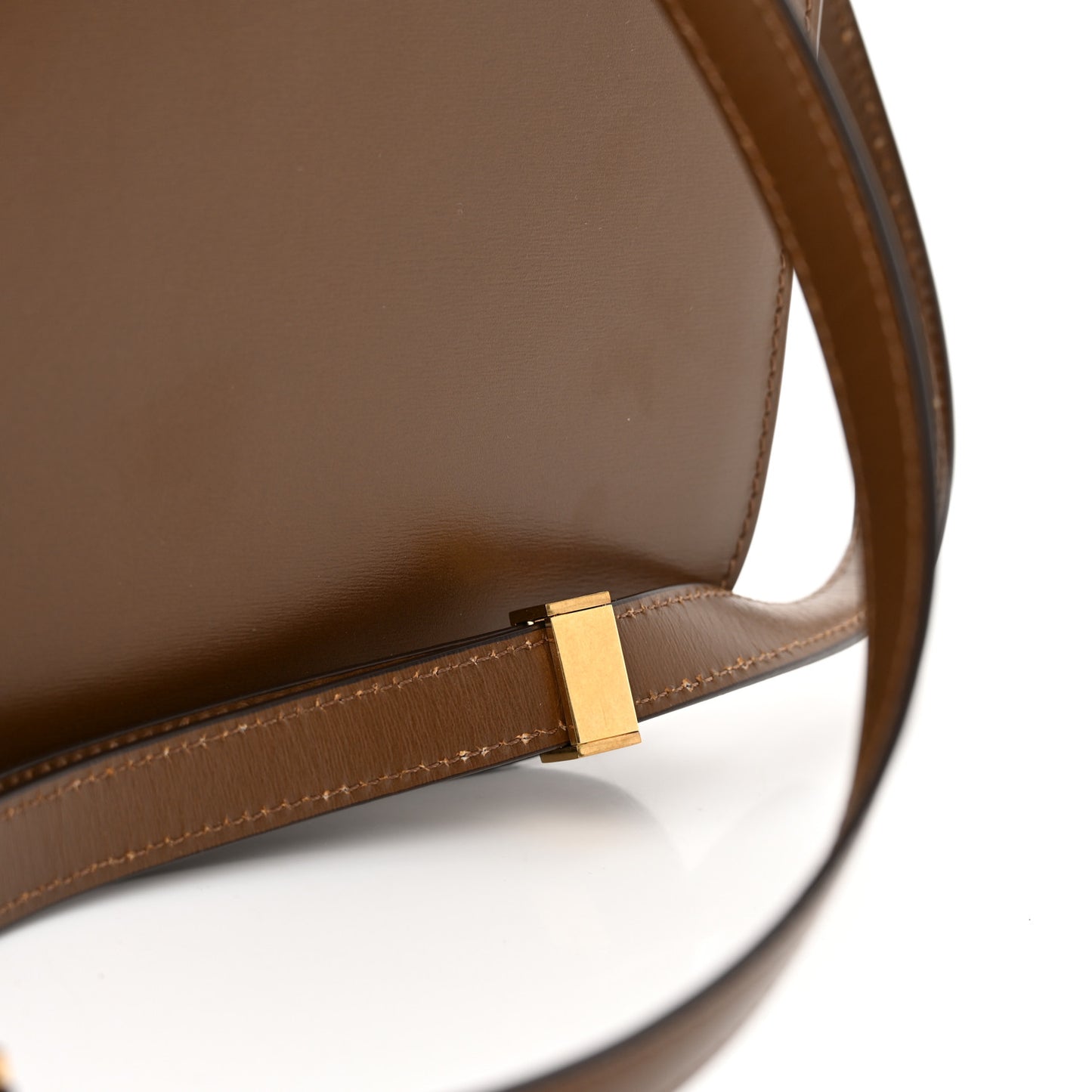 Box Calfskin Medium Classic Box Flap Bag Camel