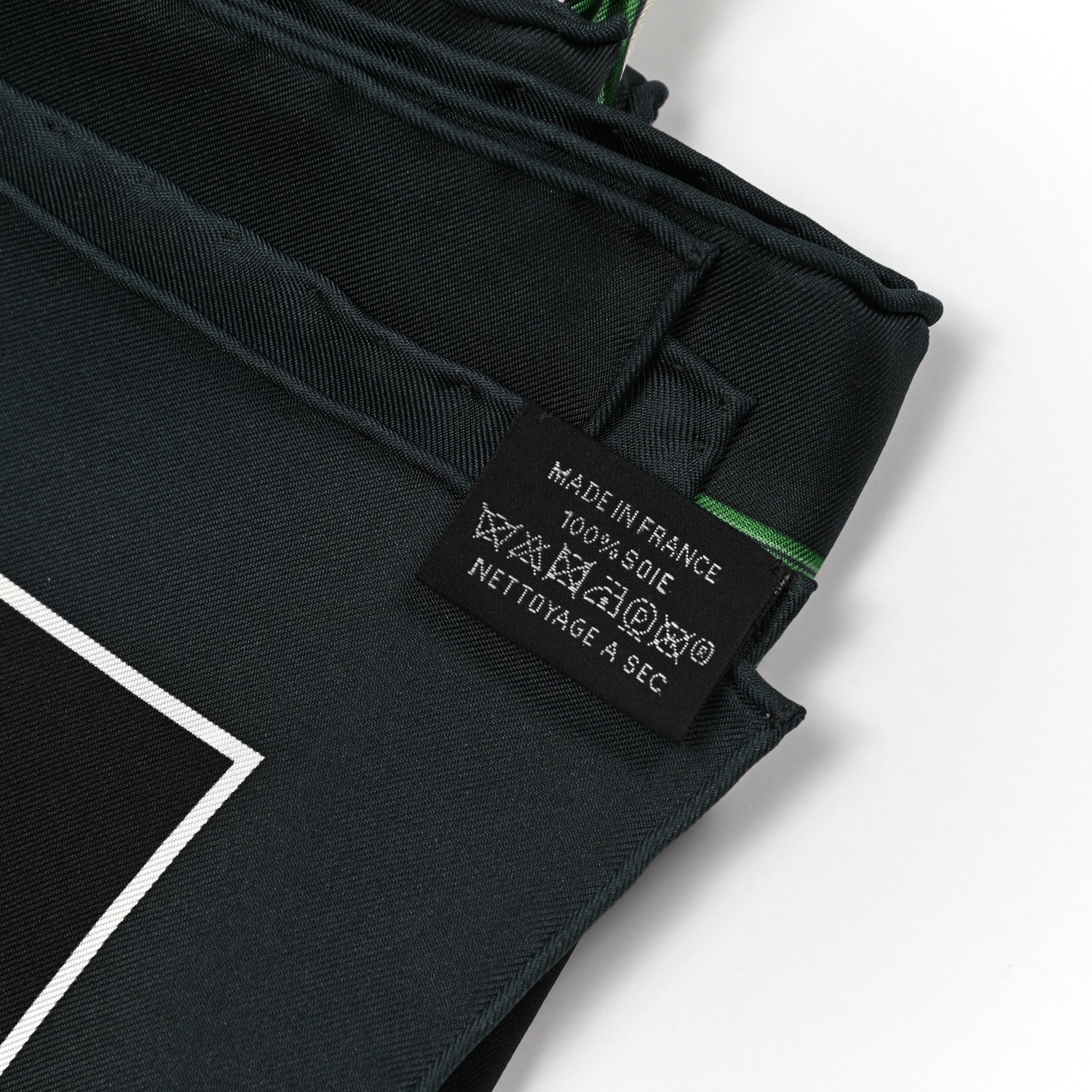 Hermes Silk Lift Profile Scarf 90 Vert Black Gris 3 of 5