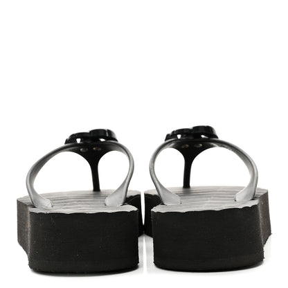 Gucci Rubber Chevron Womens GG Thong Sandals 35 Black 6 of 9