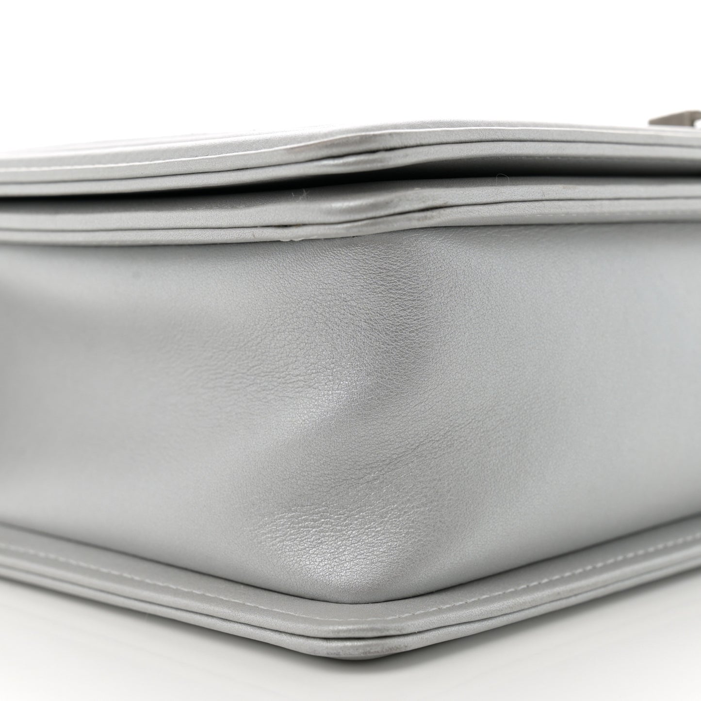 Metallic Calfskin Quilted New Medium Plexiglass Boy Flap Silver