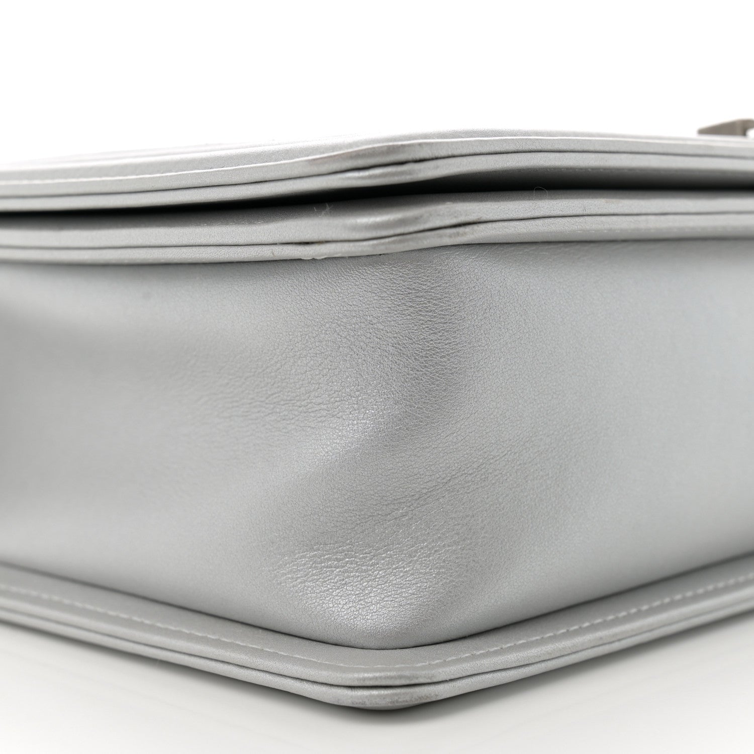 Chanel Metallic Calfskin Quilted New Medium Plexiglass Boy Flap Silver 9 of 12