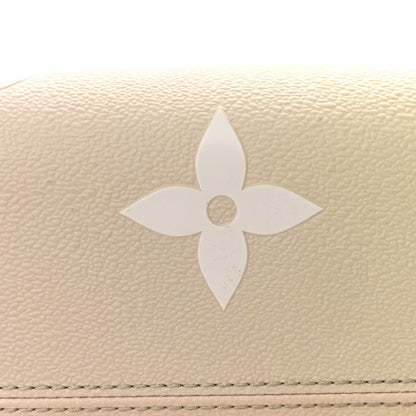 Louis Vuitton Monogram Giant Spring In The City OnTheGo MM Sunset Kaki 11 of 11