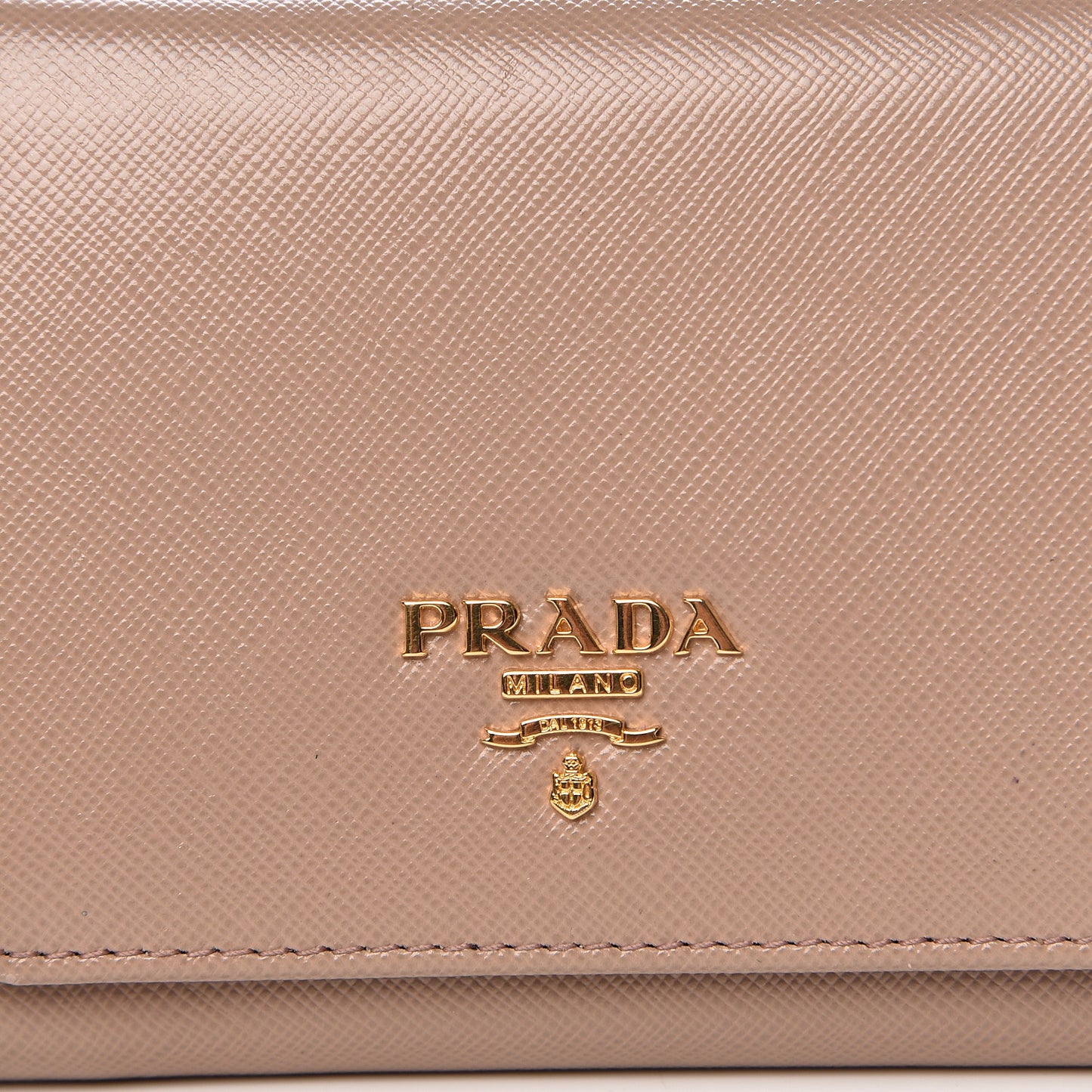 Saffiano Metal Tri-Fold Wallet Cammeo