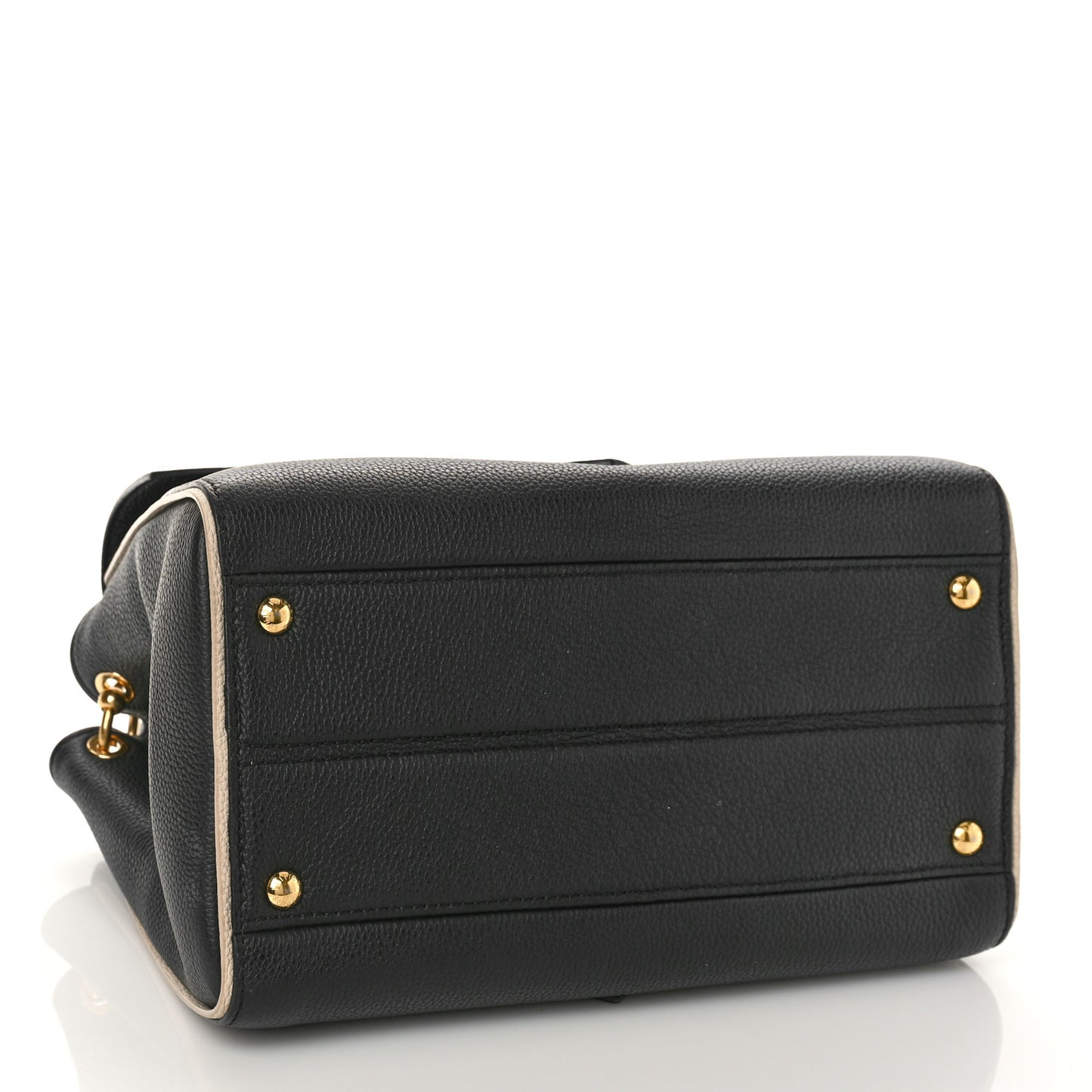 Monogram Double V Black