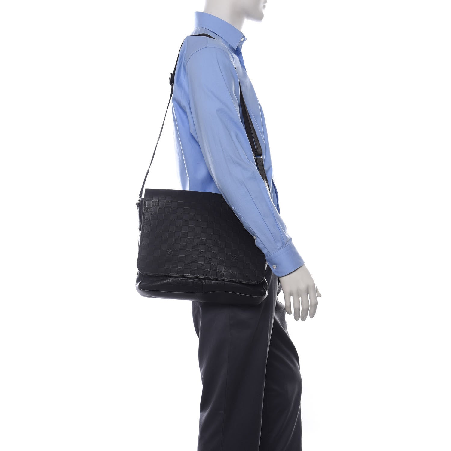 Louis Vuitton Damier Infini District MM Onyx 2 of 13