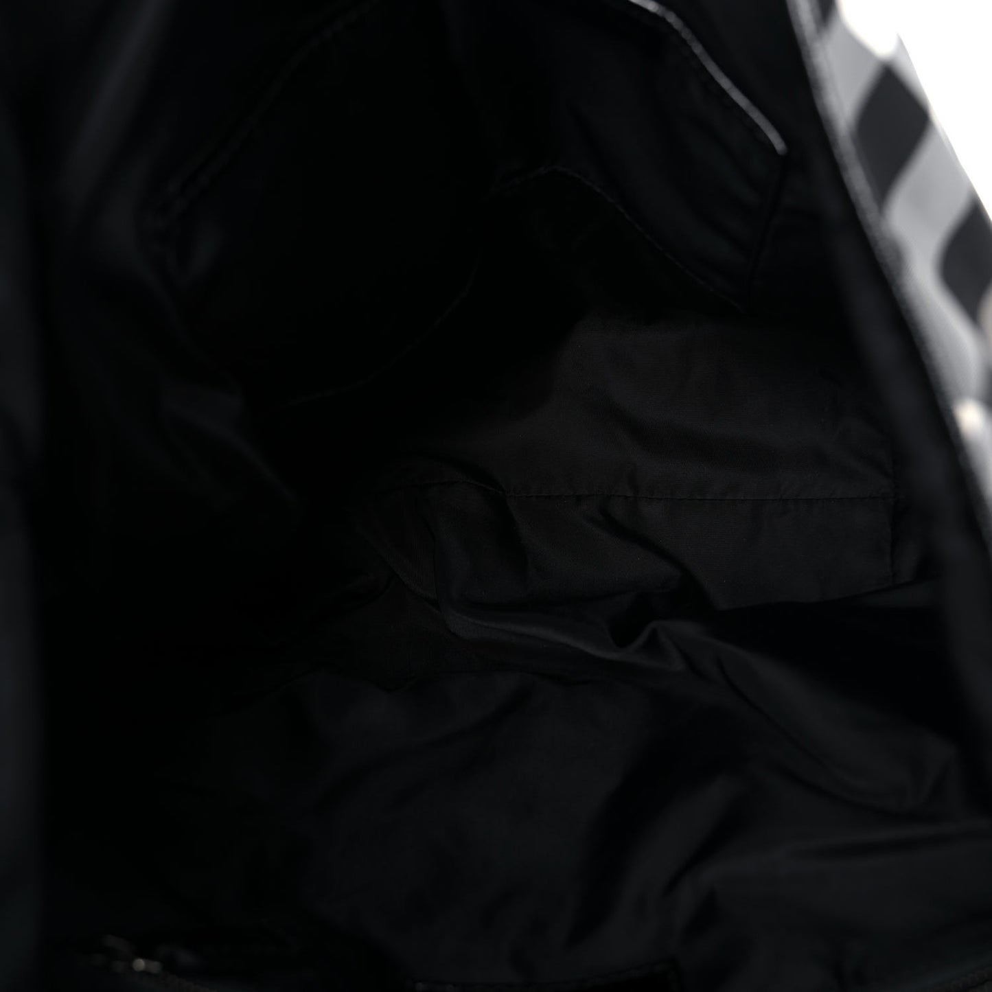 Nylon Beat Check Victoria Tote Black