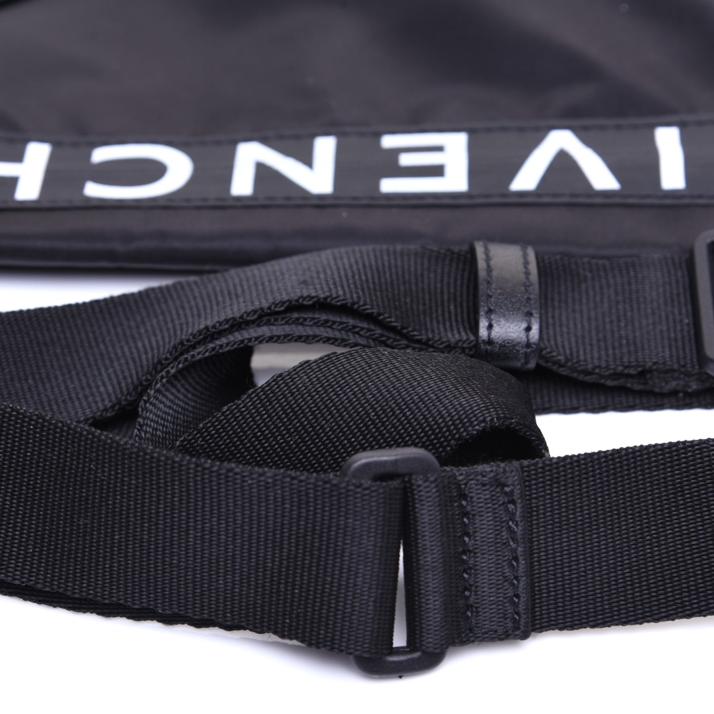 Nylon Spectre Messenger Black