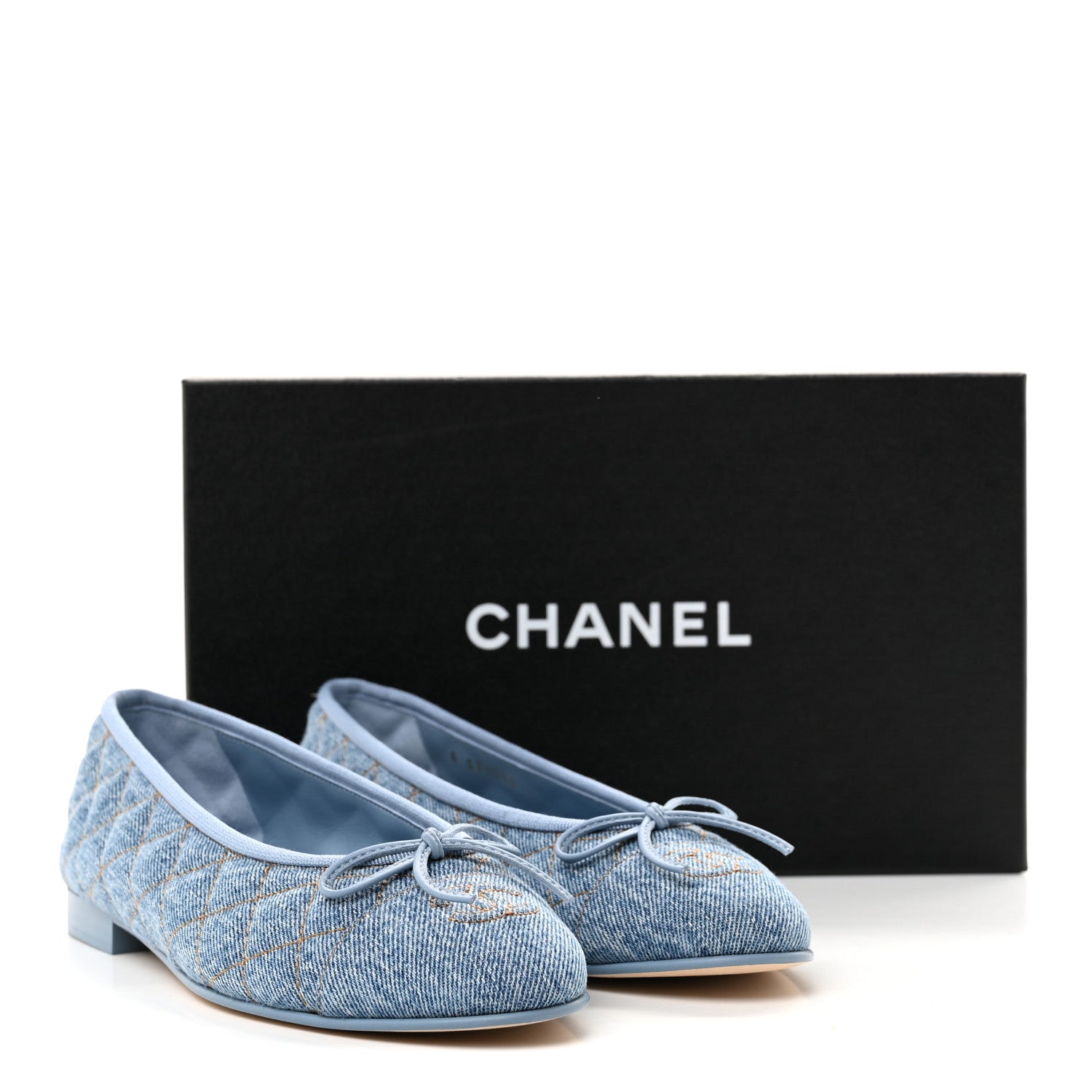 Chanel Denim Quilted CC Cap Toe Ballerina Flats 37.5 Light Blue 10 of 10