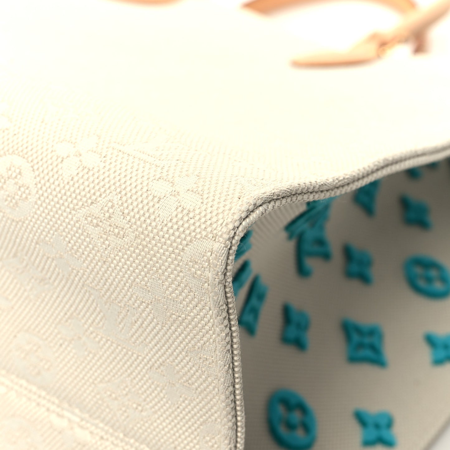 Jacquard Monogram Miami Onthego GM