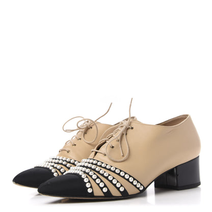 Chanel Goatskin Grosgrain Pearl Cap Toe Lace Up Oxfords 37.5 Beige Black 3 of 13