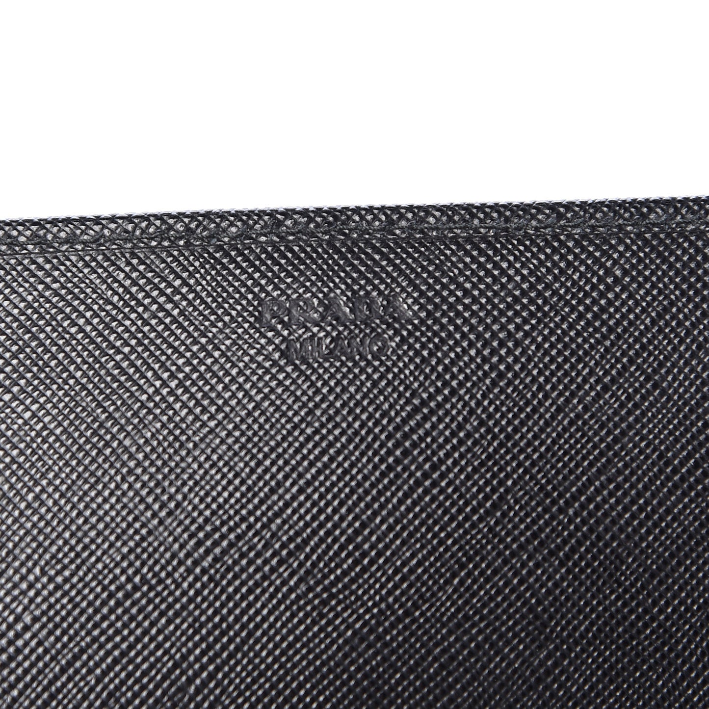 Saffiano Metal Oro Chain Wallet Black