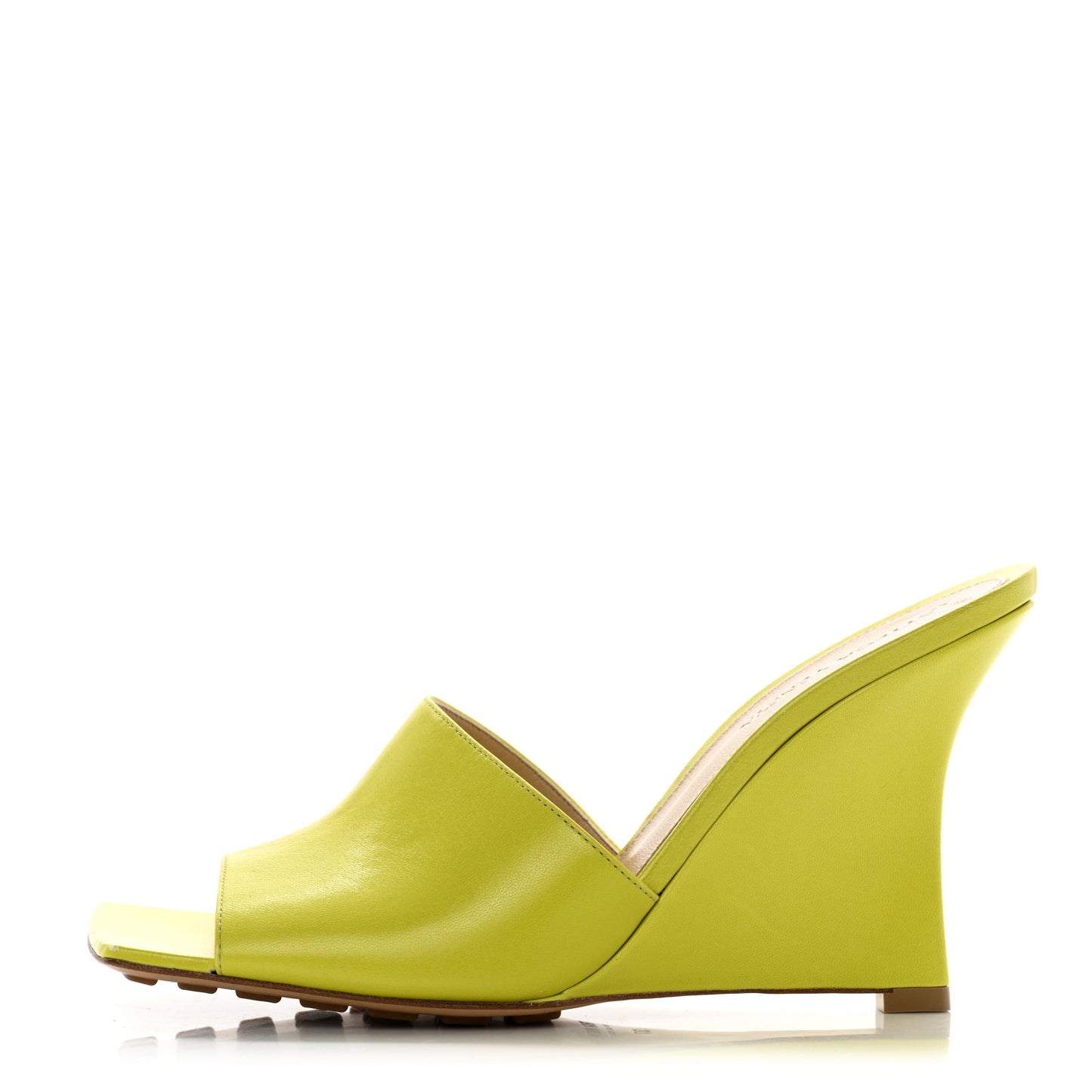 Lambskin Stretch Wedge 90mm Sandals 37 Kiwi