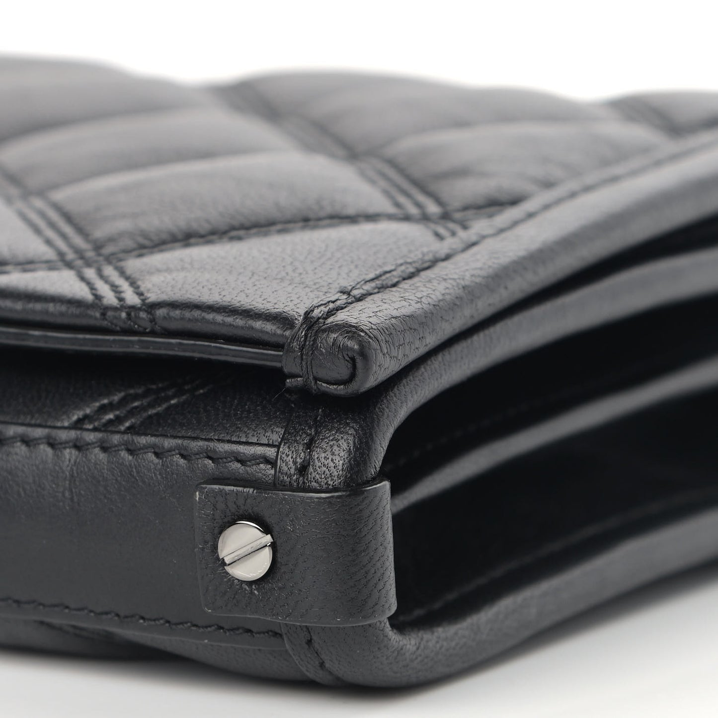 Lambskin Diamond Quilted Becky Chain Wallet Black