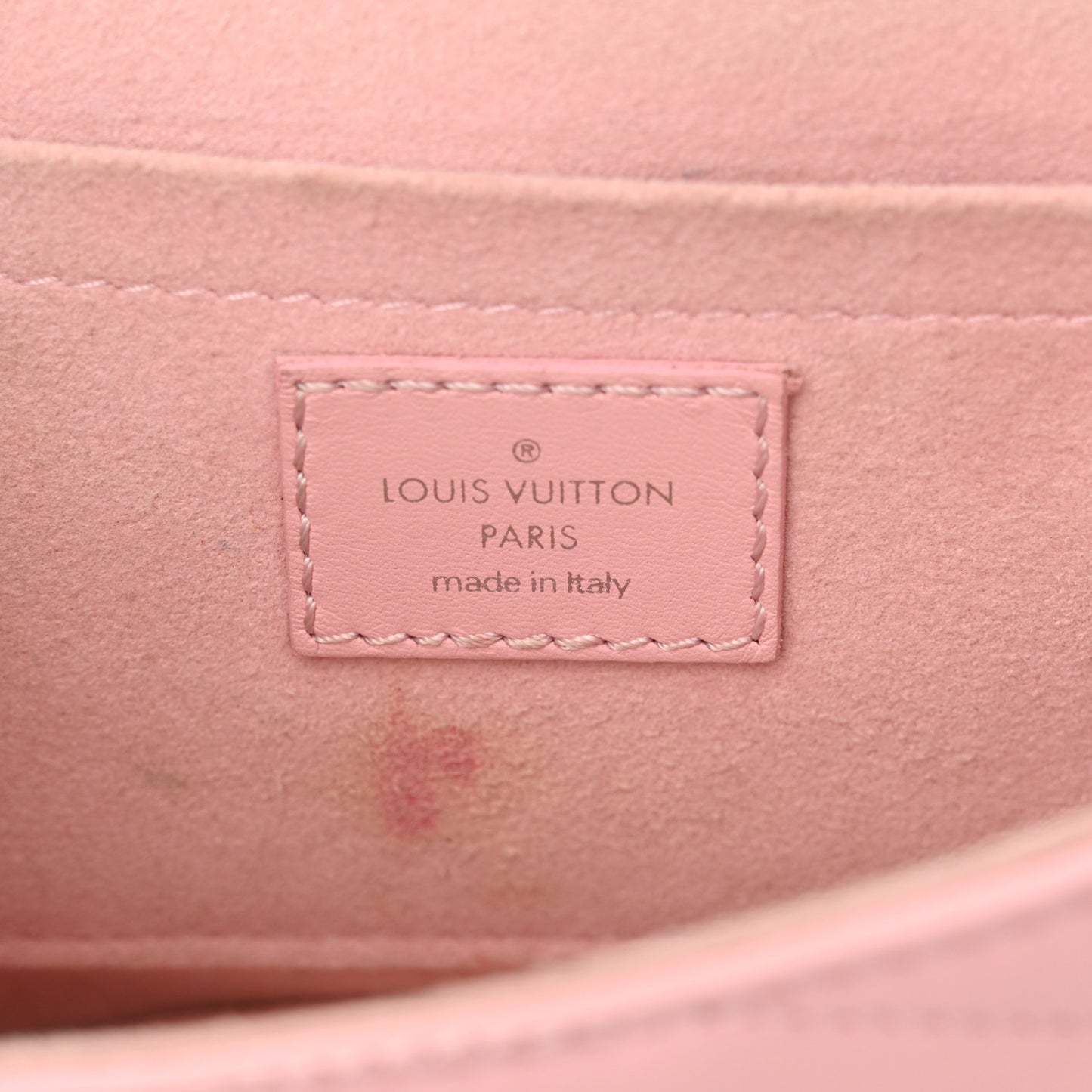 Calfskin New Wave Chain PM Smoothie Pink