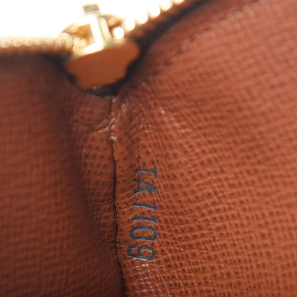 Louis Vuitton Monogram Round Coin Purse 7 of 8