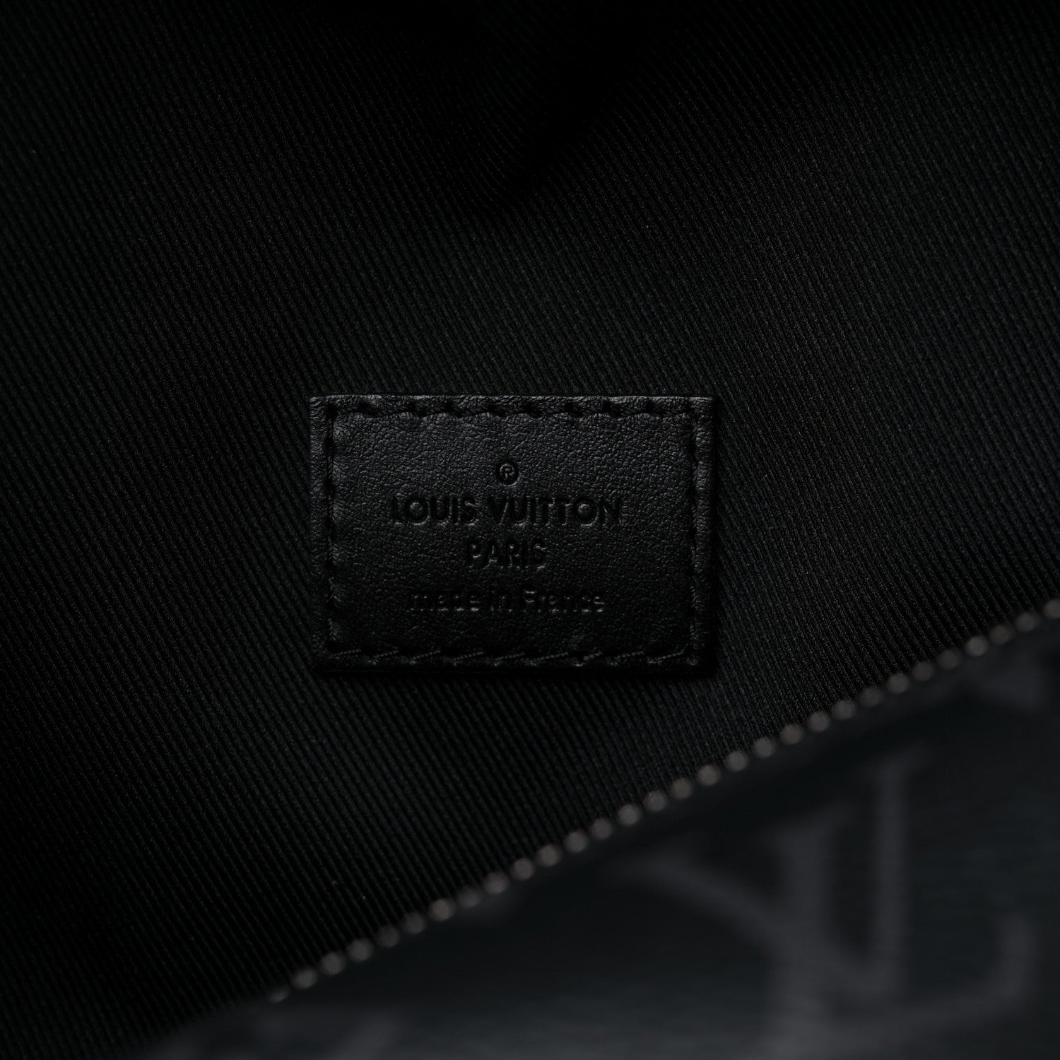 Louis Vuitton Monogram Eclipse Discovery Bumbag 6 of 11