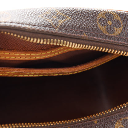 Louis Vuitton Monogram Blois 9 of 15