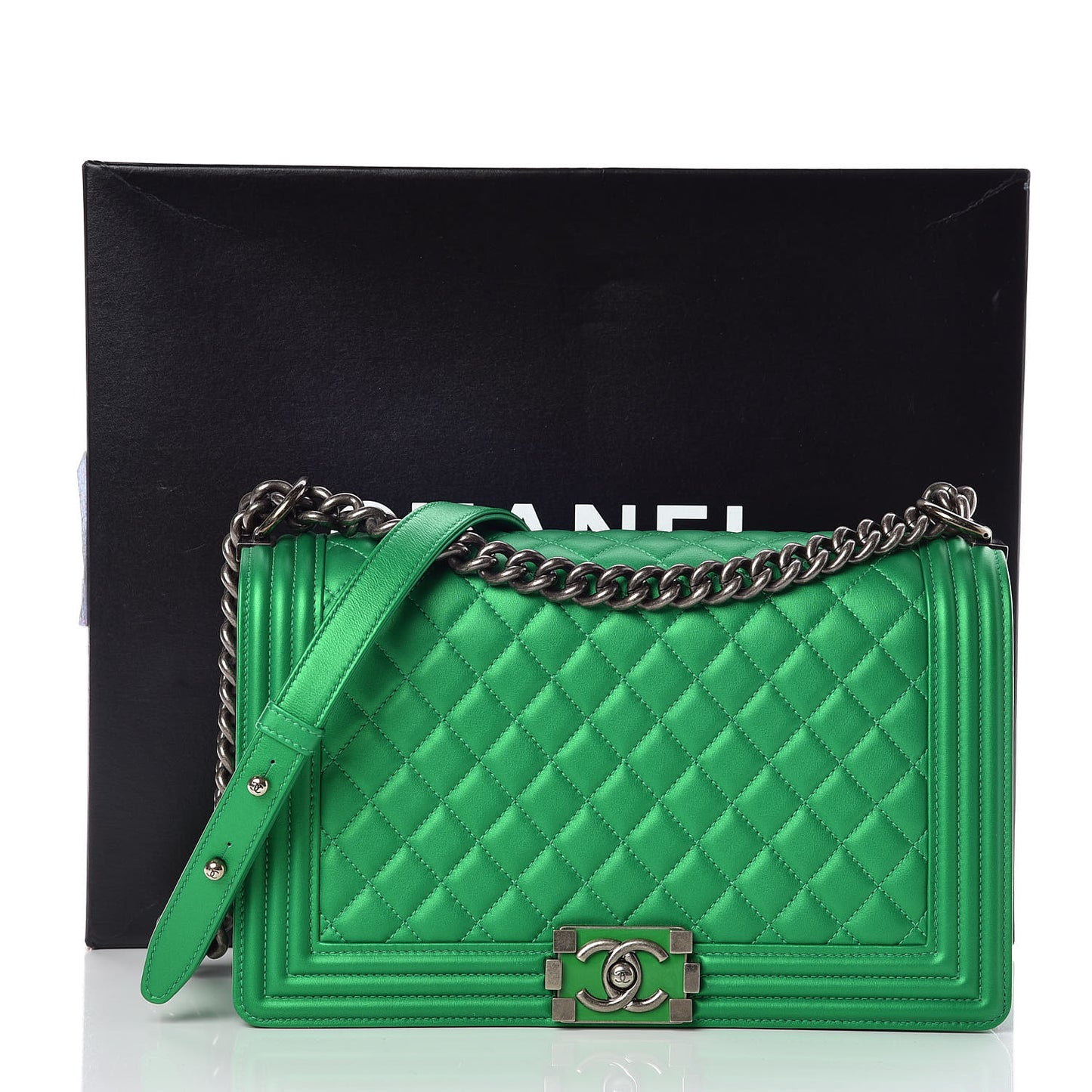 Metallic Calfskin Quilted New Medium Boy Flap Green