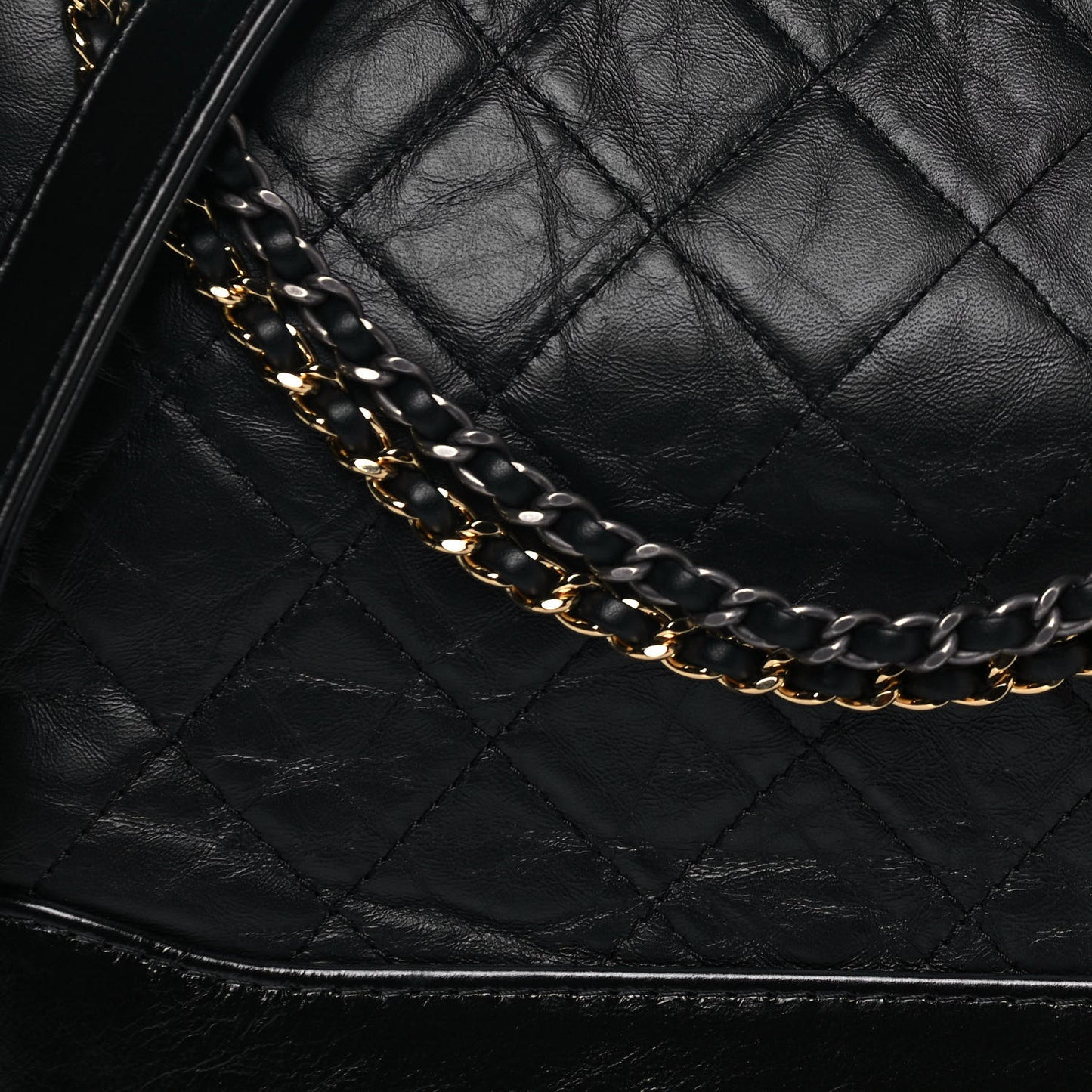 Aged Calfskin Quilted Medium Gabrielle Hobo Black