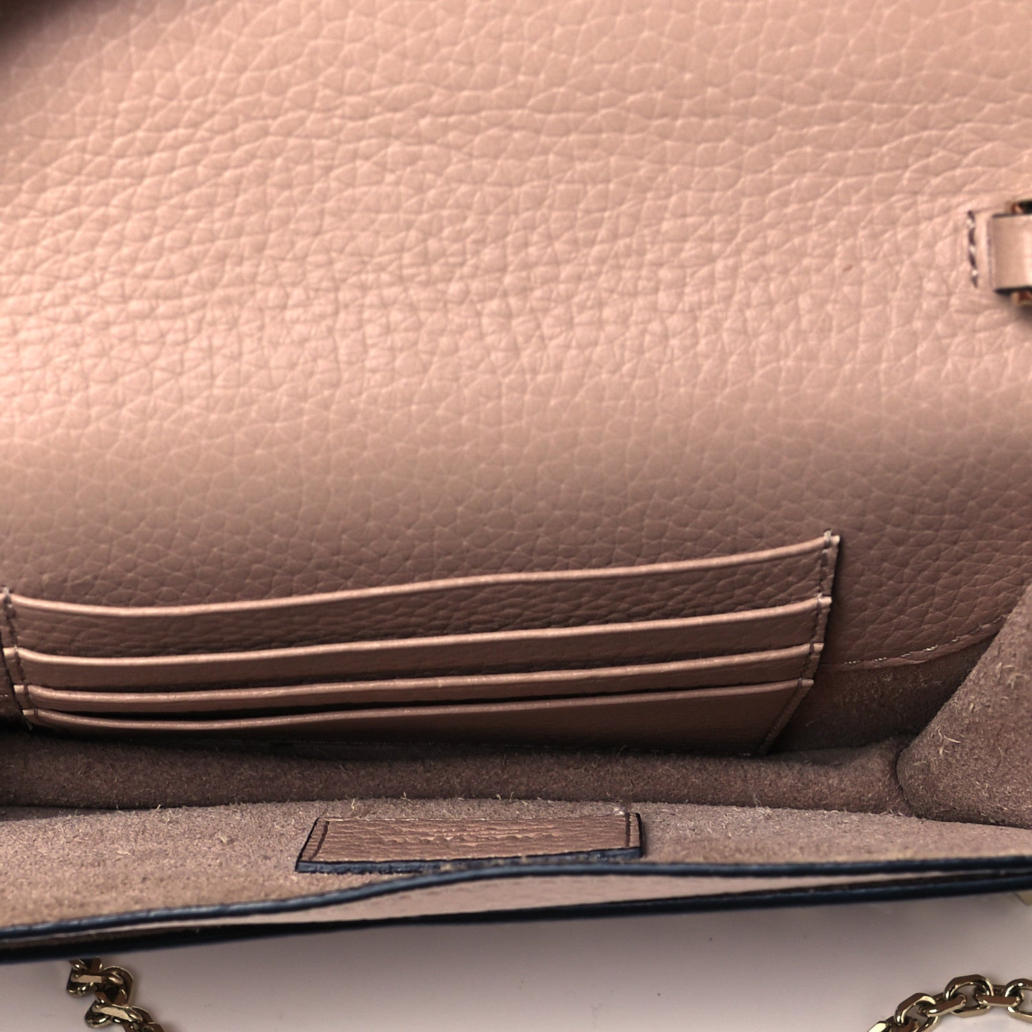 Valentino Garavani Pebbled Calfskin Rockstud Envelope Wallet on Chain Poudre 5 of 8