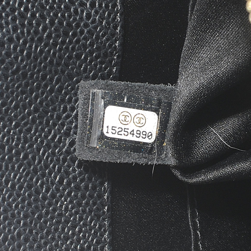 Caviar Grand Shopping Tote GST Black