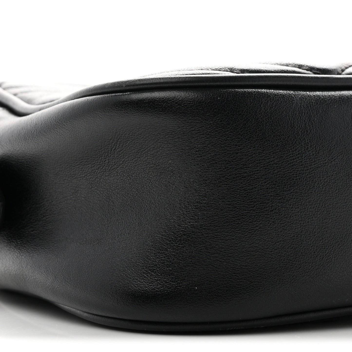 Calfskin Matelasse Small GG Marmont Chain Shoulder Bag Black