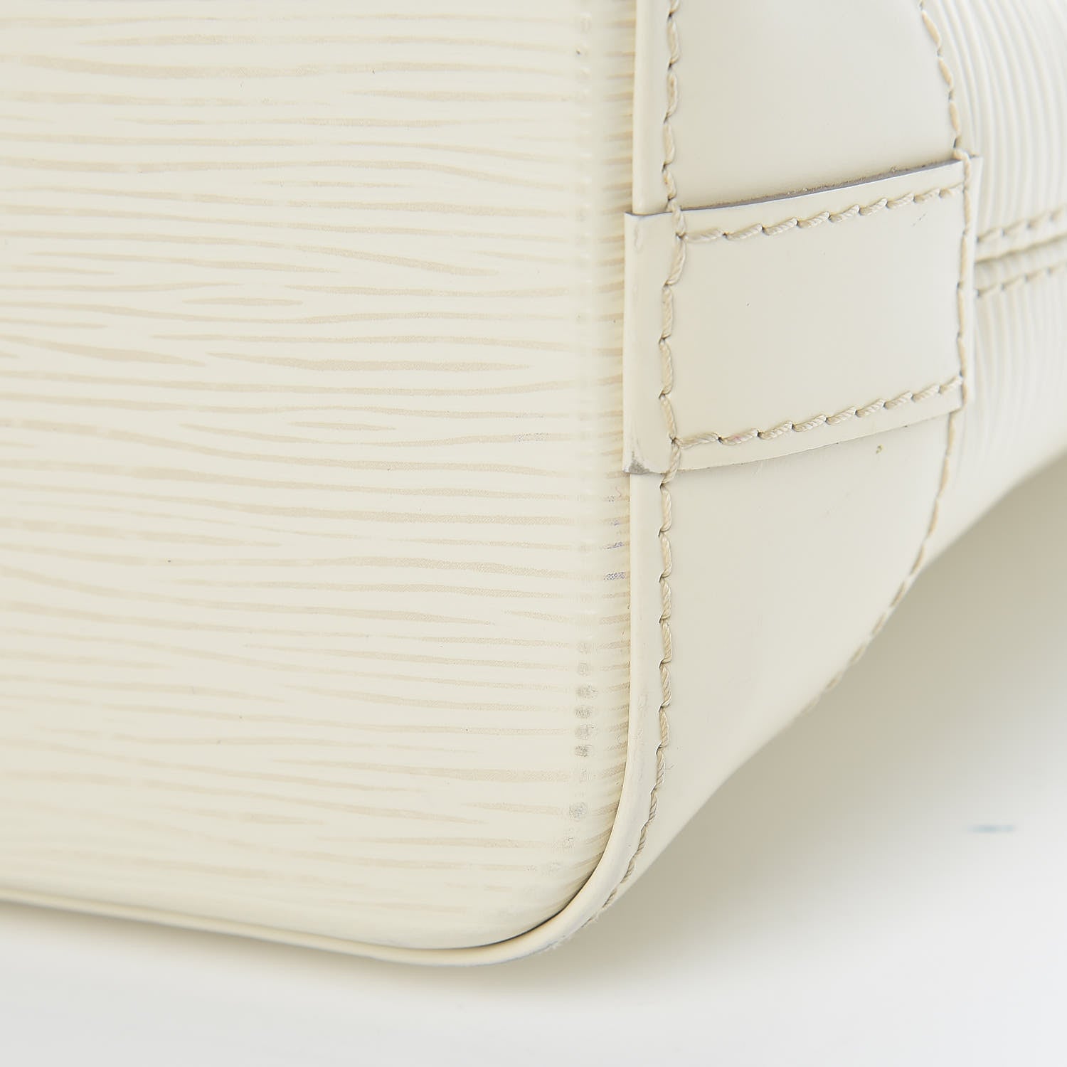 Louis Vuitton Epi Lockit Ivory 15 of 17