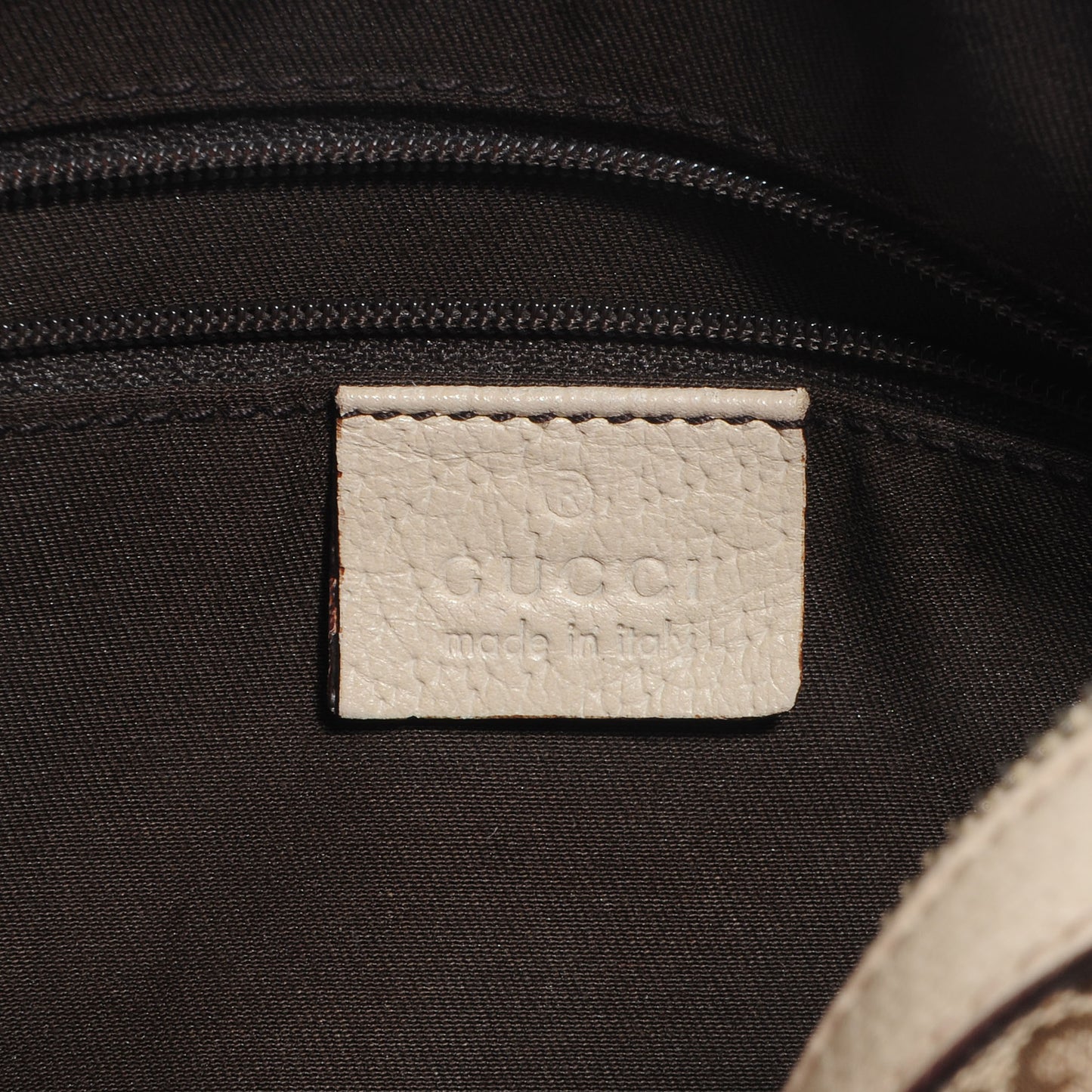 Monogram Small Abbey Boston Off White