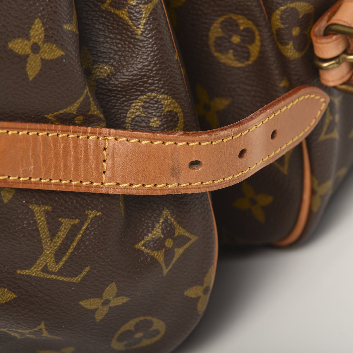 Monogram Saumur 35