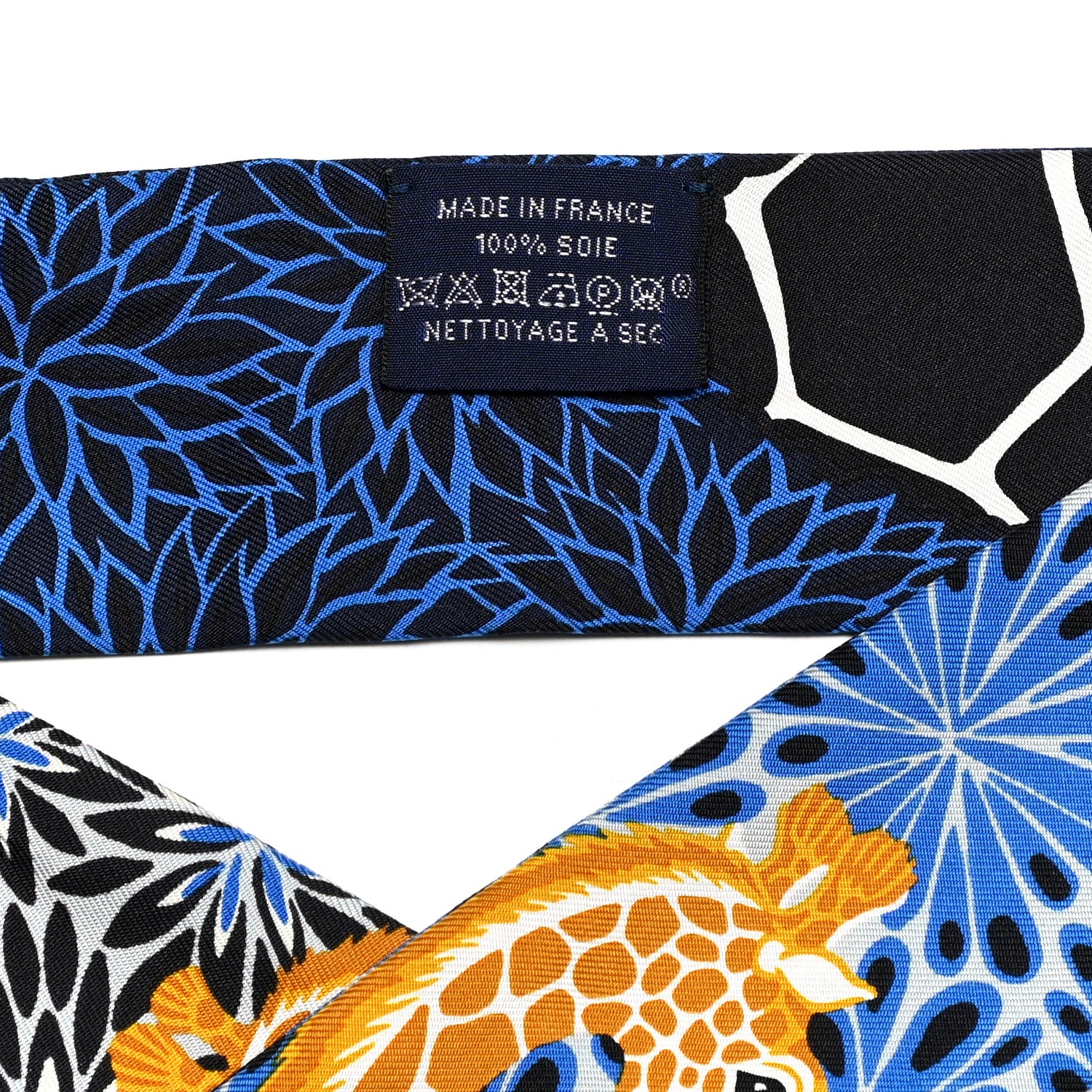 Hermes Silk The Three Graces Twilly Bleu Nuit Gold Black 4 of 4
