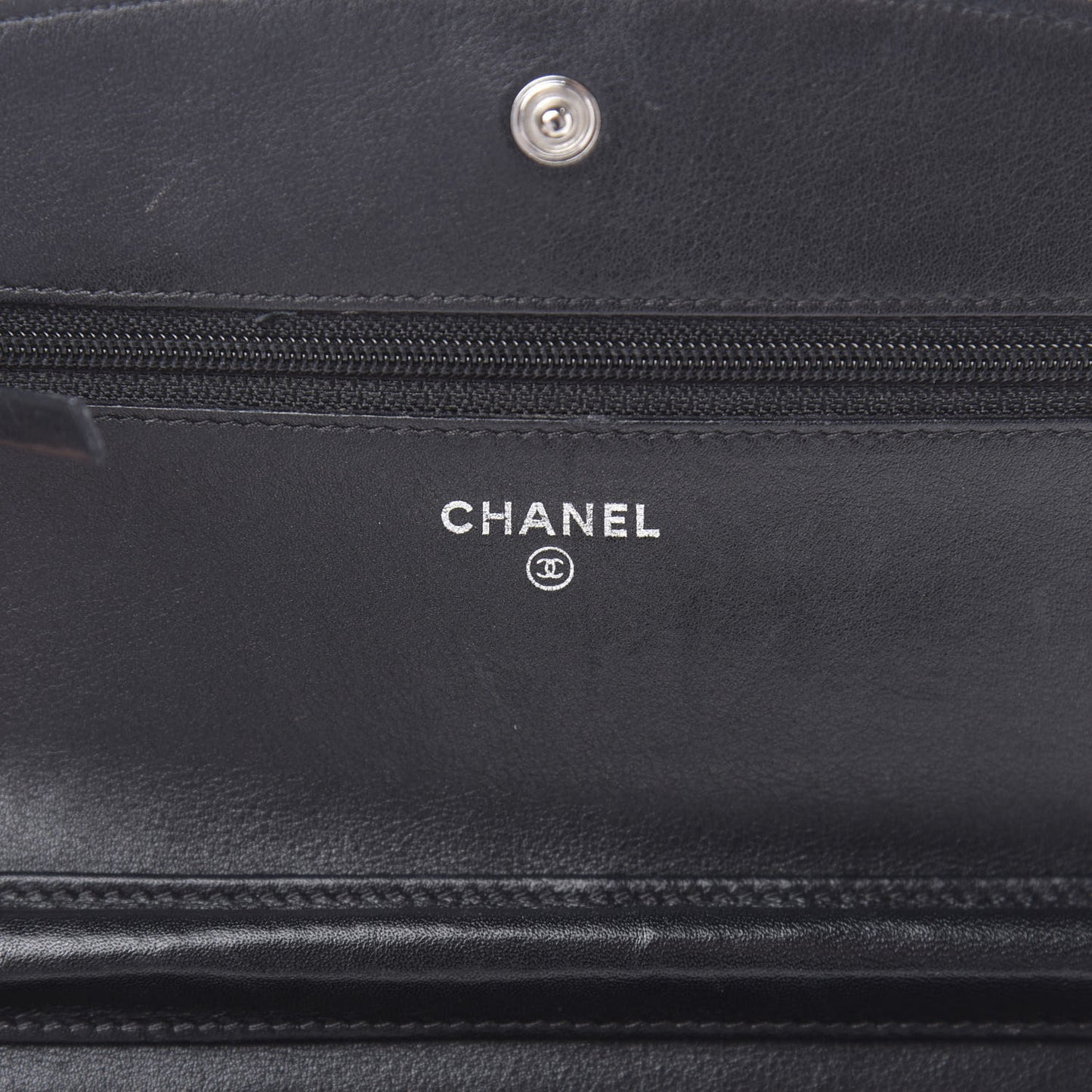 Caviar Sevruga Wallet On Chain WOC Black