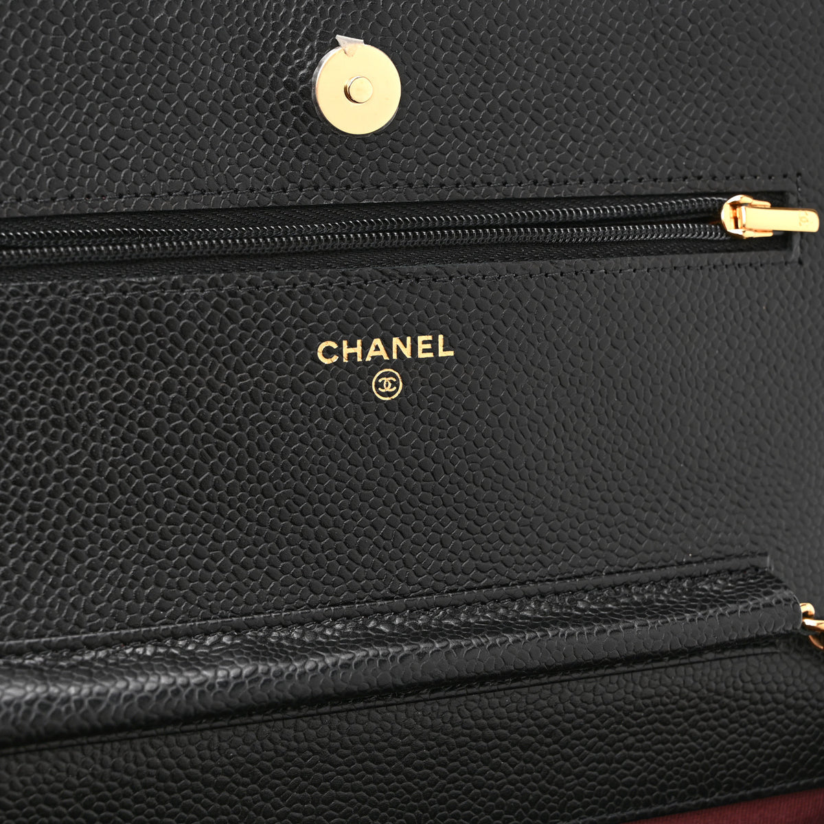 Caviar Quilted Wallet on Chain WOC Black