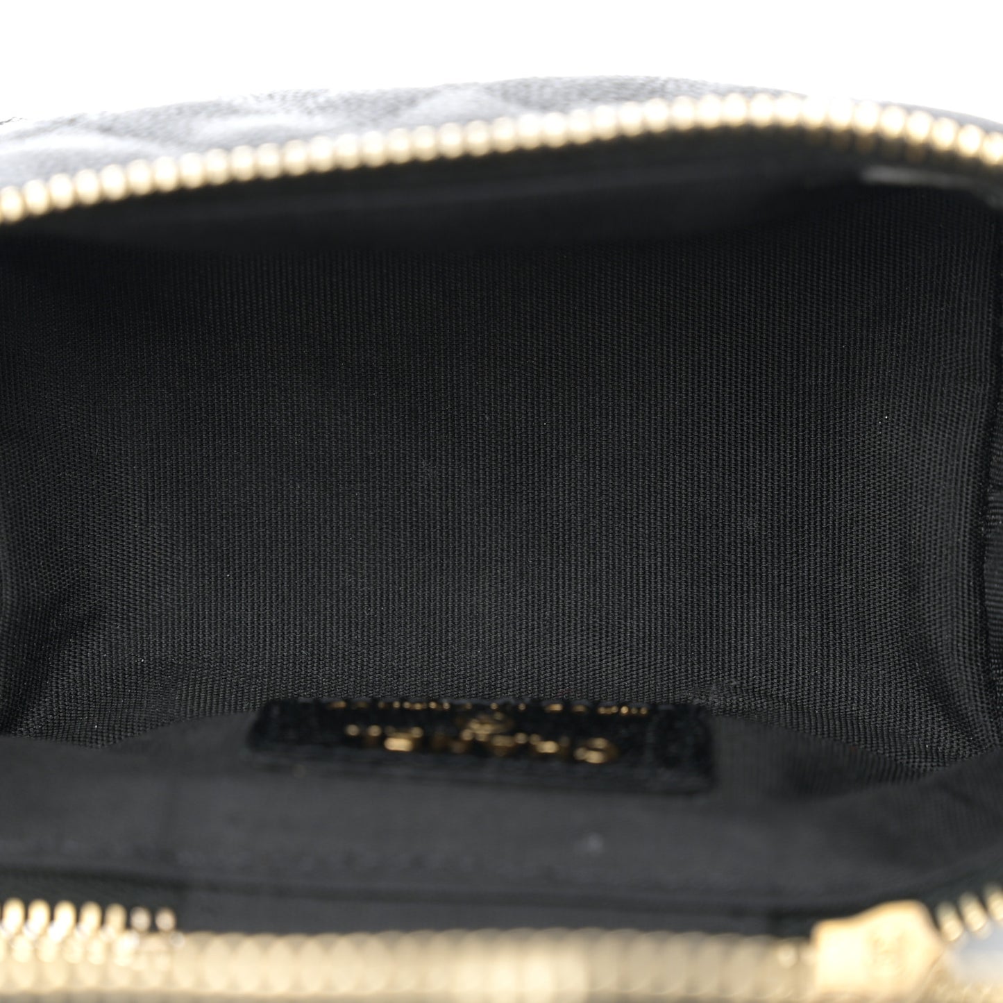 Caviar Quilted Mini Top Handle Vanity With Chain Black