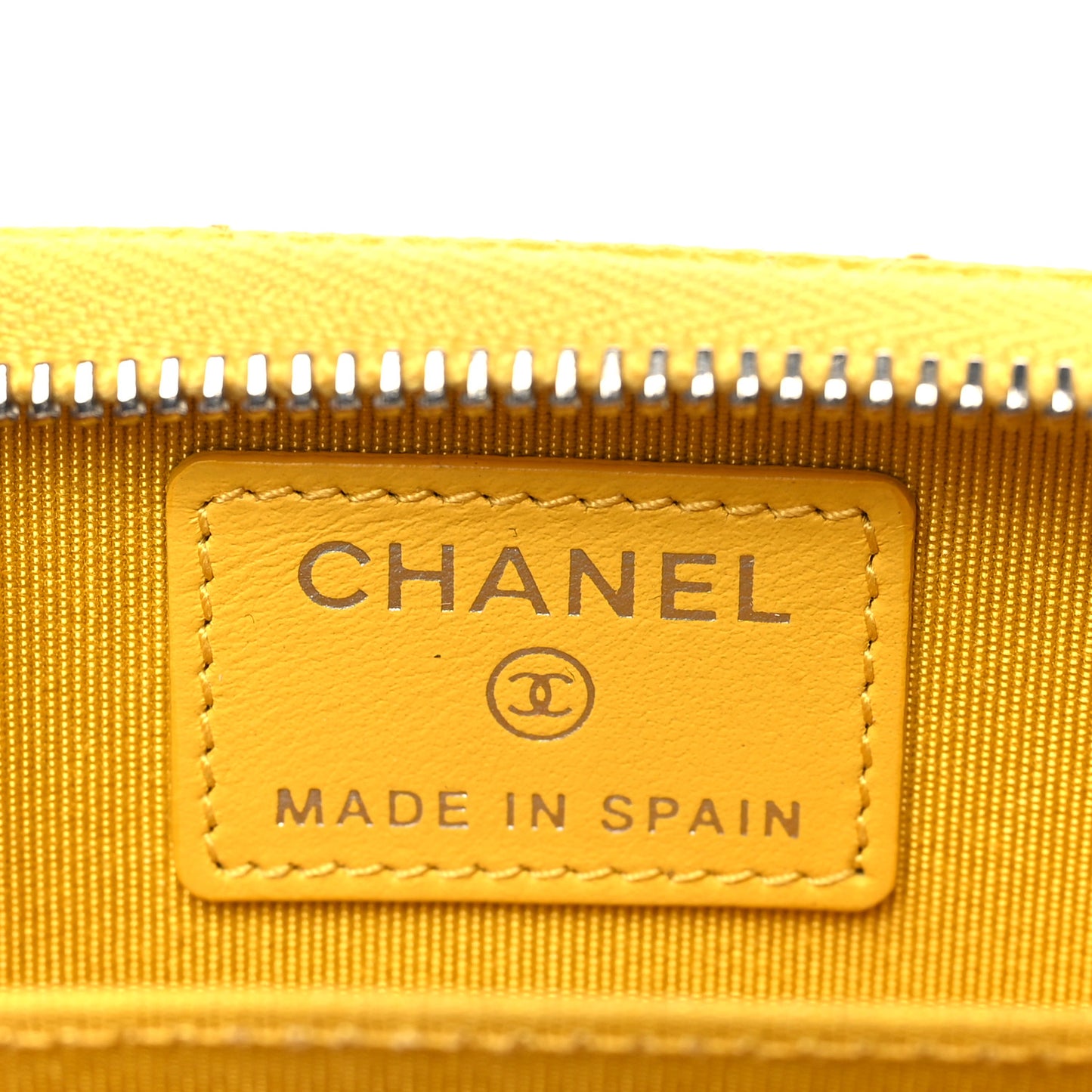 Caviar Chevron Quilted Zip Coin Purse Yellow